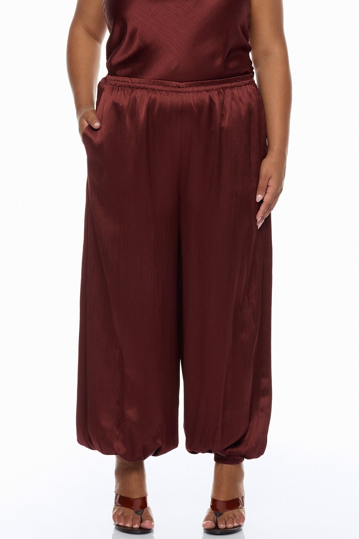 Nicolette Satin Balloon Pant - Brick Red