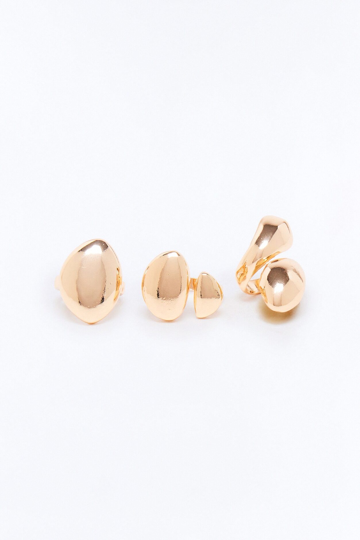 Kind Of A Big Deal 3 Piece Ring Set - Gold