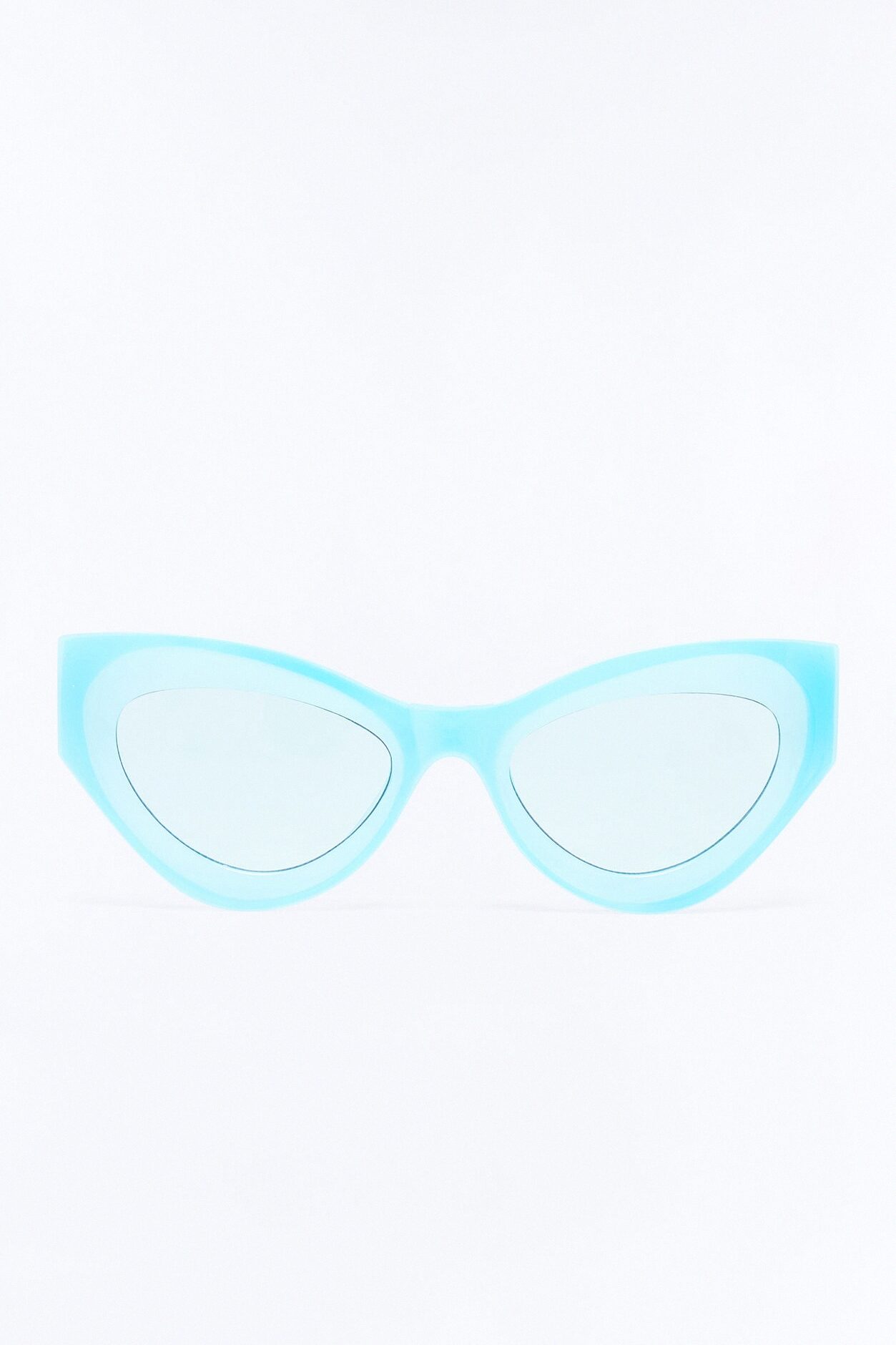 Lost In The Clouds Sunglasses - Light Blue