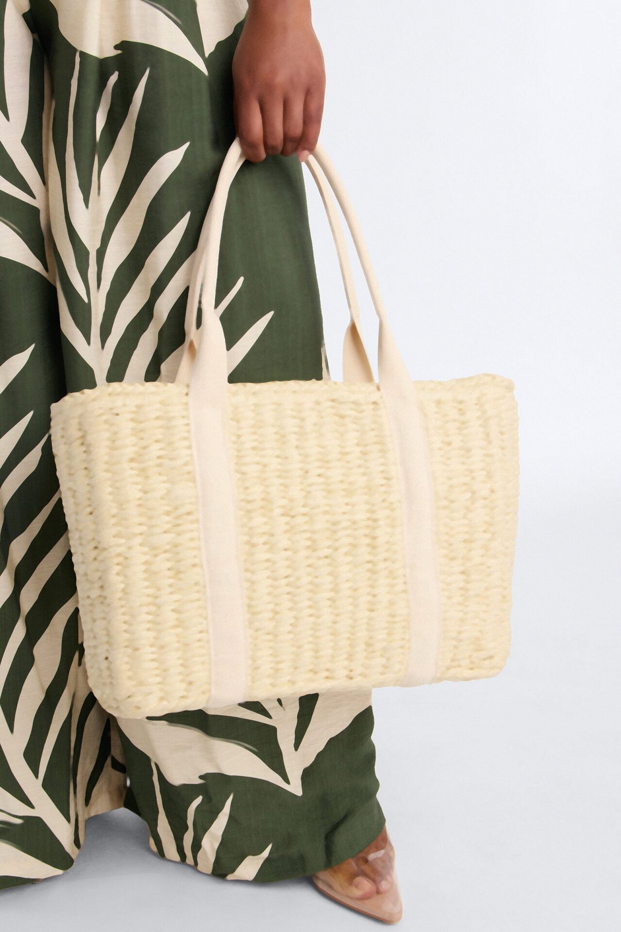 Picnic Perfect Insulated Straw Tote - Natural