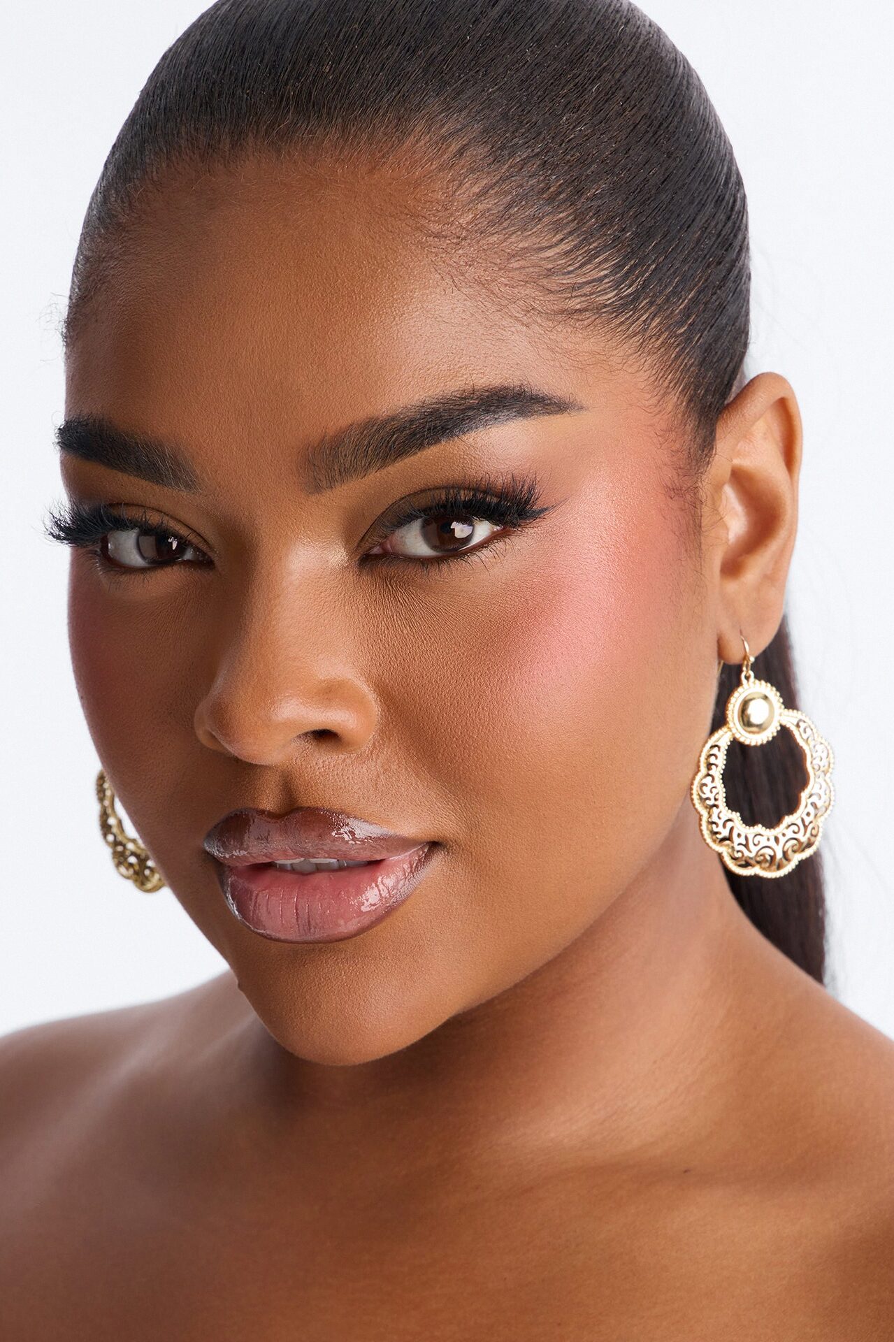 Enchanted Filigree Earrings - Gold