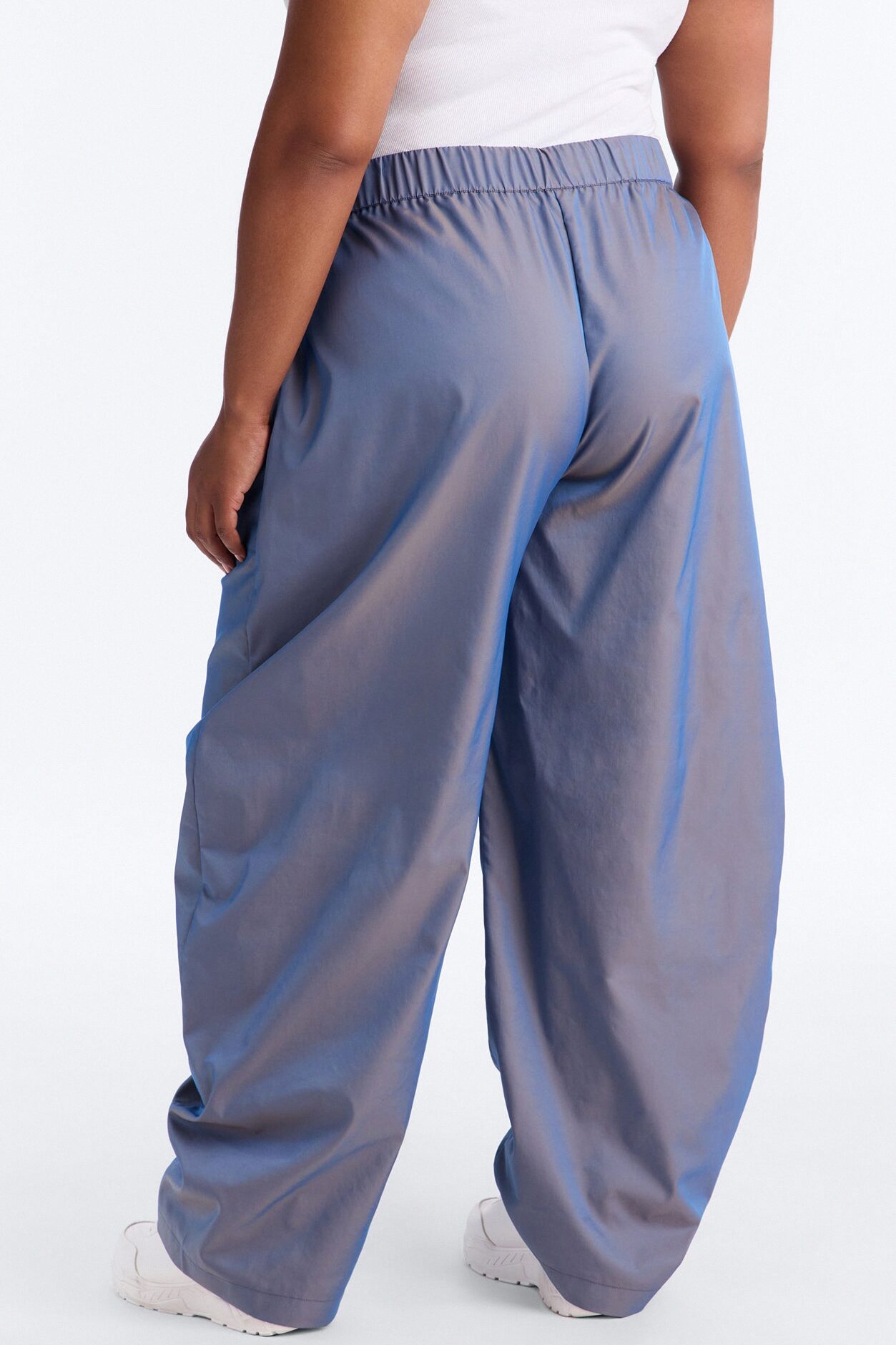 No Chill Zone Windbreaker Barrel Pant 31″ - Blue