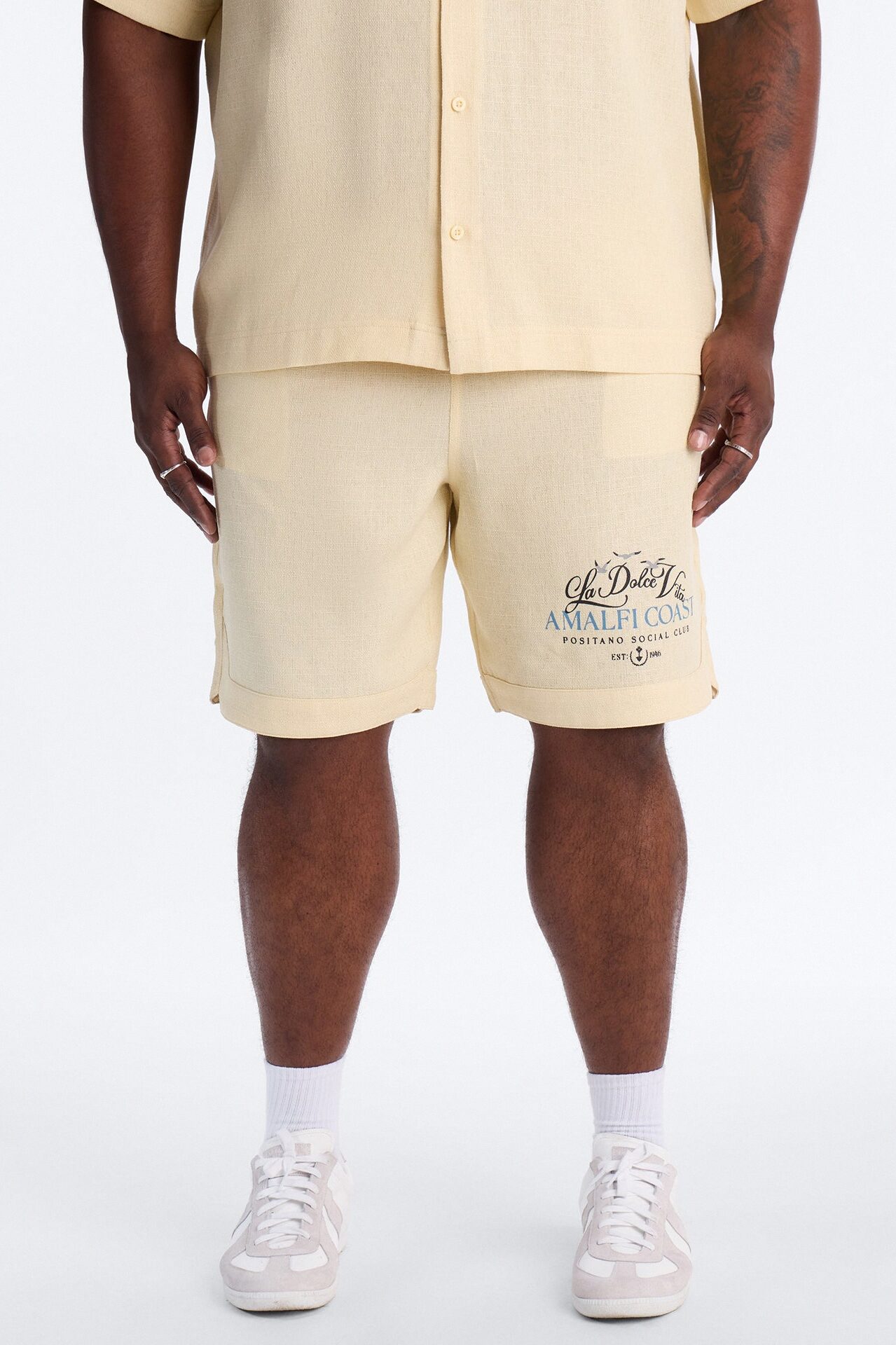 Relaxed La Dolce Vita Short - Butter Yellow