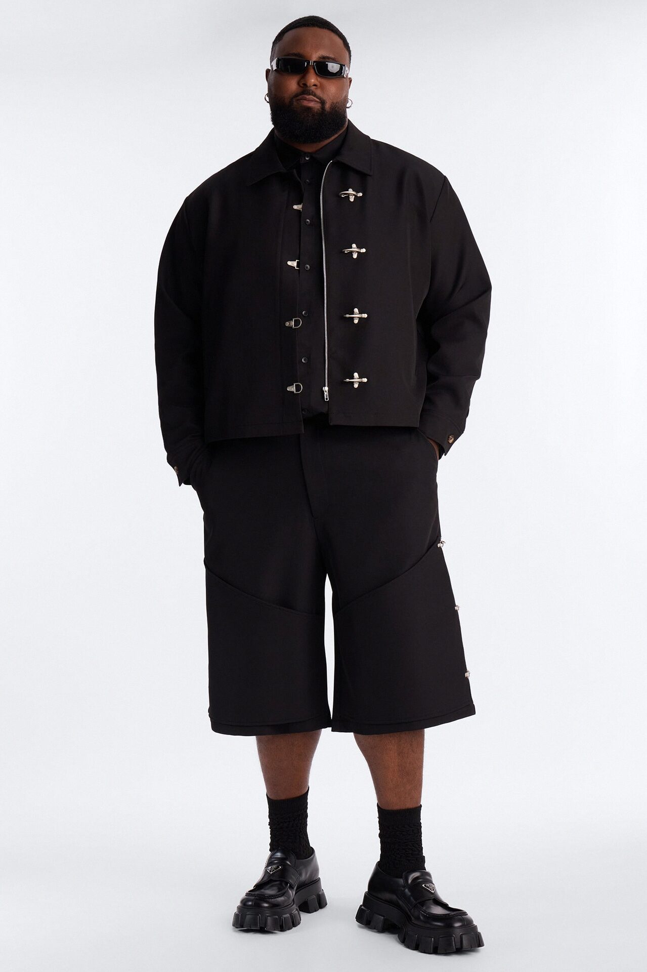 Relaxed Vie Clasp Closure Jacket - Black