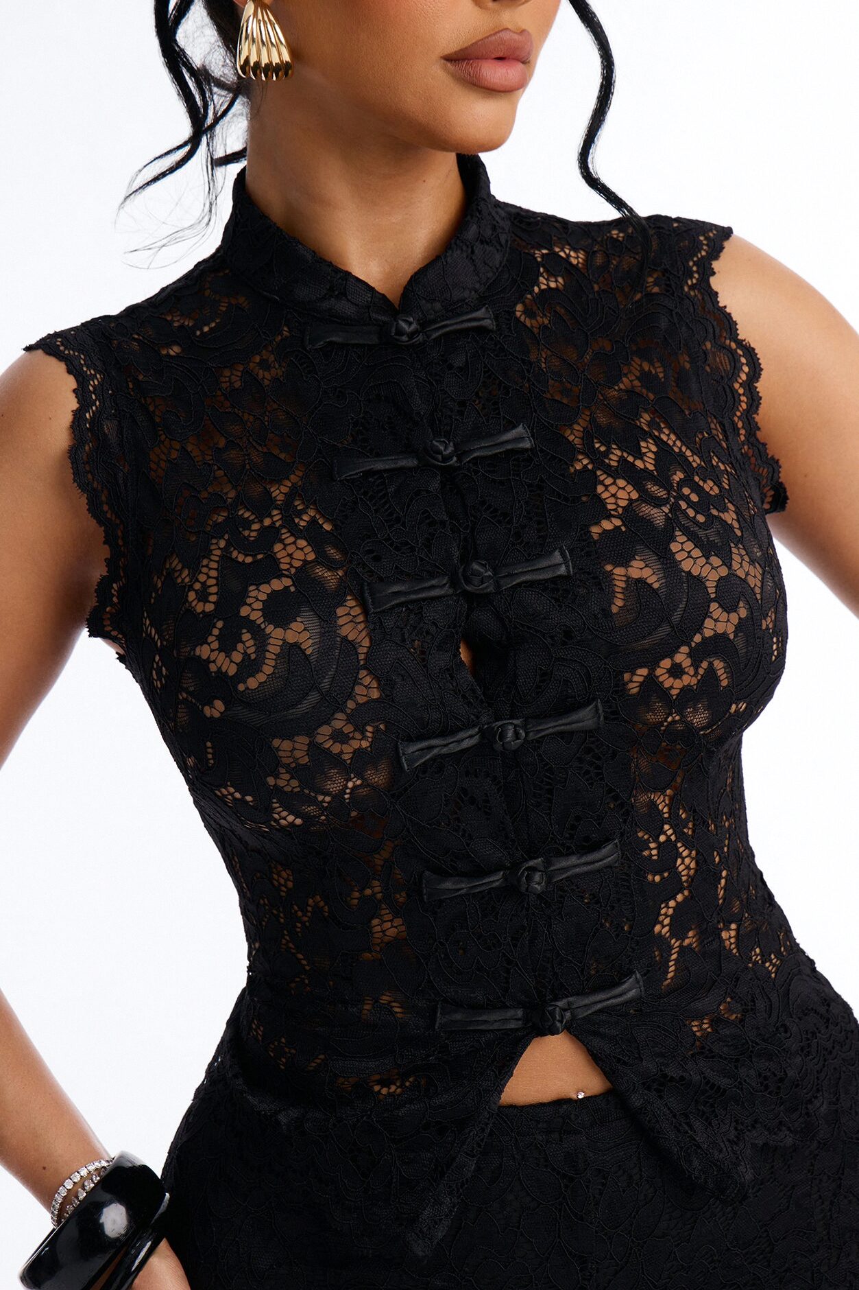 Le Fleur Lace Capri Set - Black