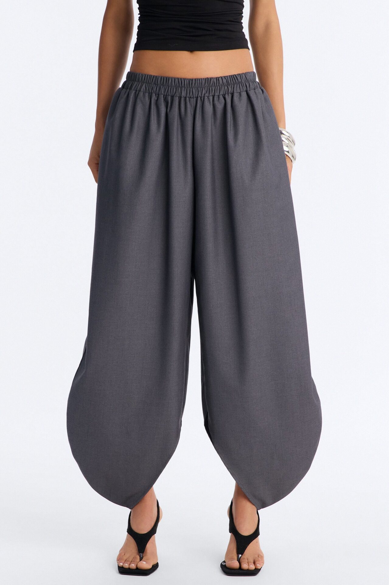 Bianca Barrel Leg Low Rise Pant - Charcoal