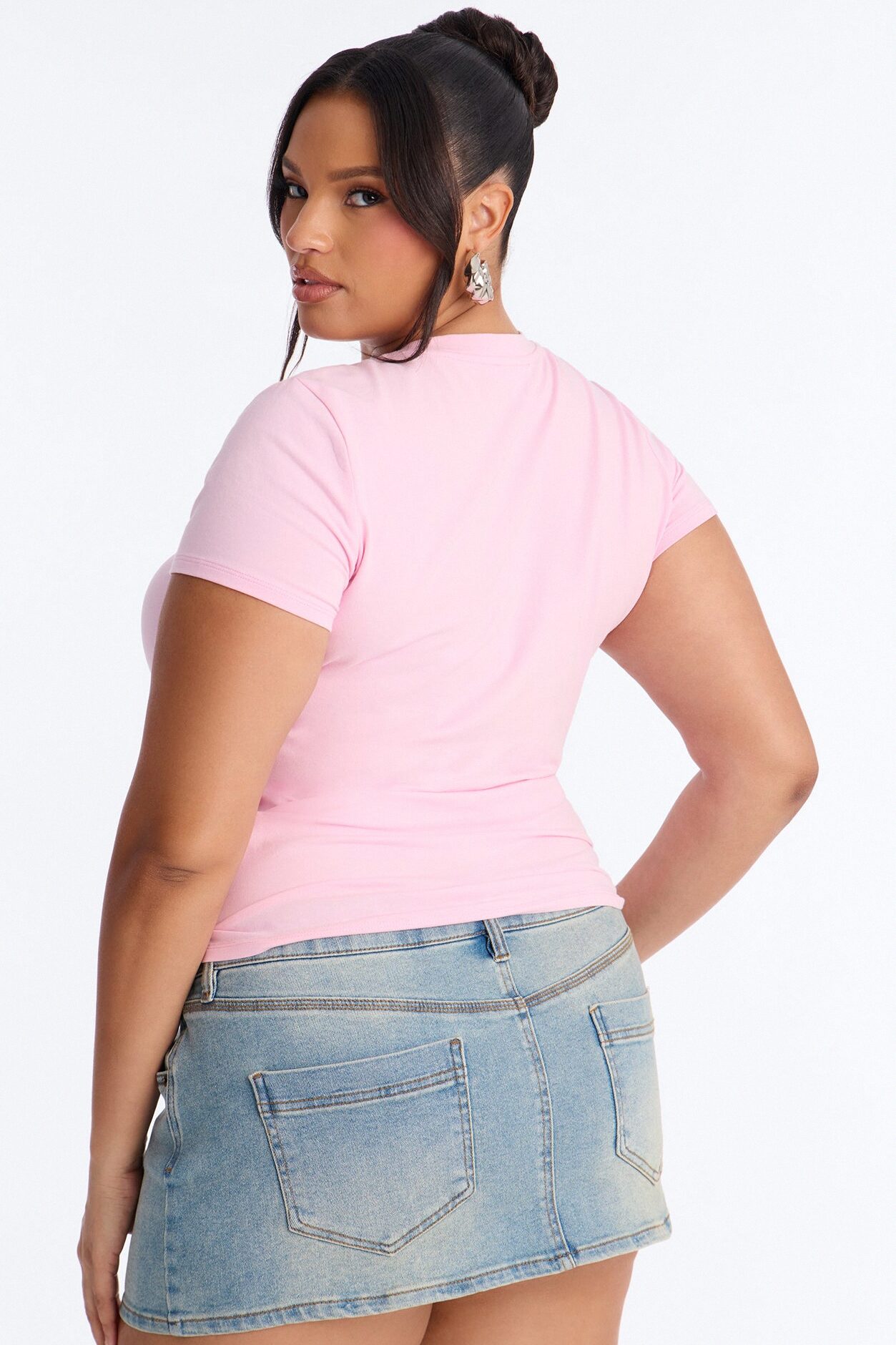 Camilla Classic Fit Crew Neck Tee - Light Pink