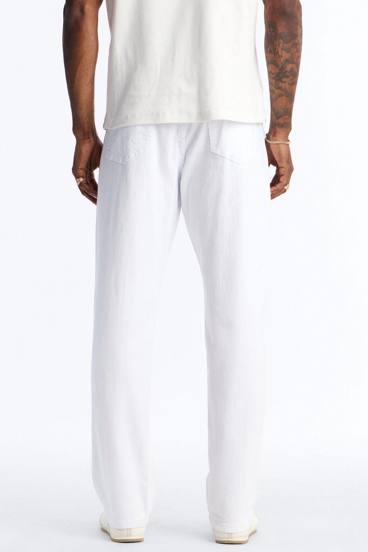 Clean Feel Straight Jean - White