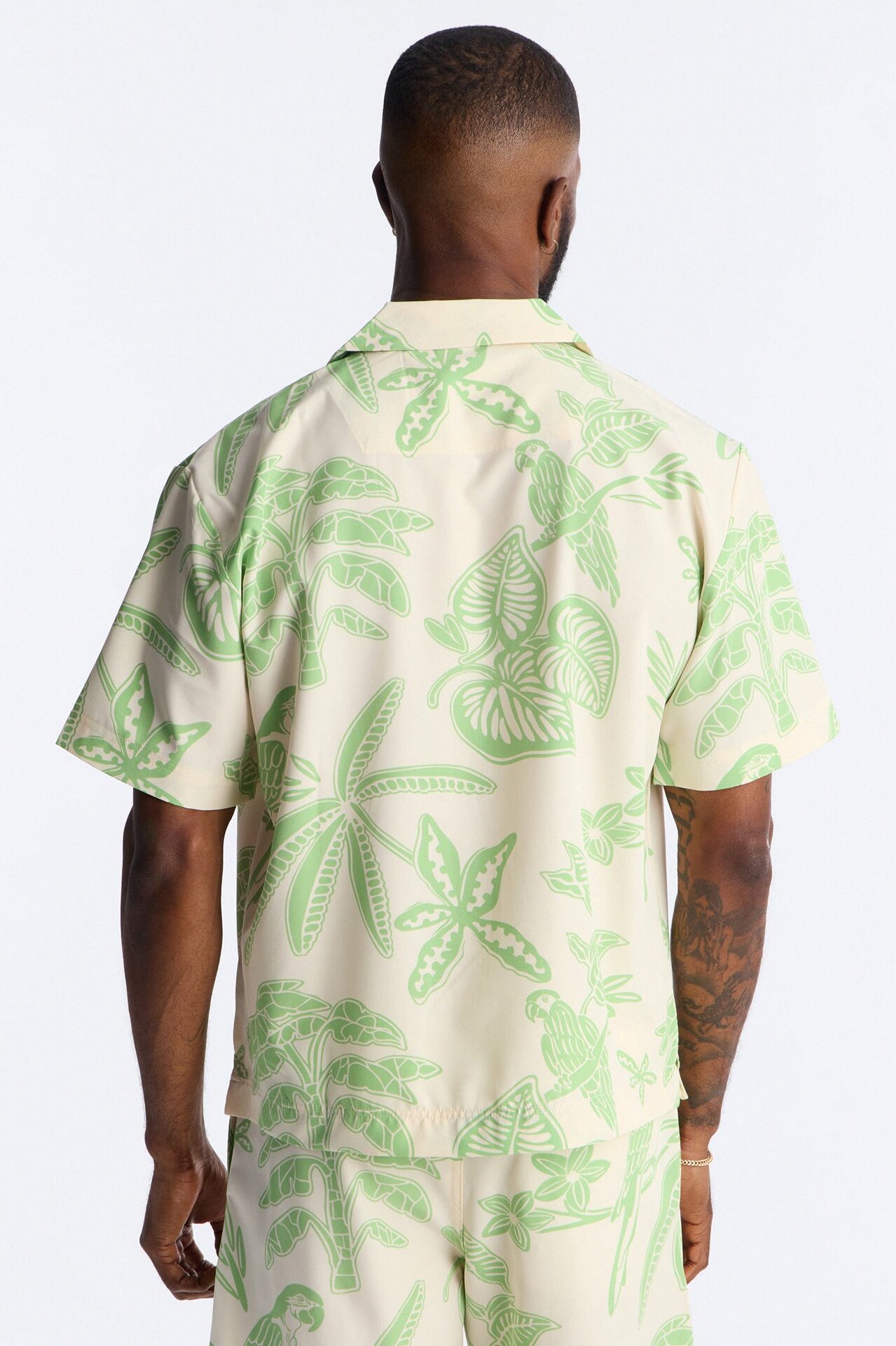 Relaxed Azure Paradise Heat Cuban Collar Button Up Shirt - Olive