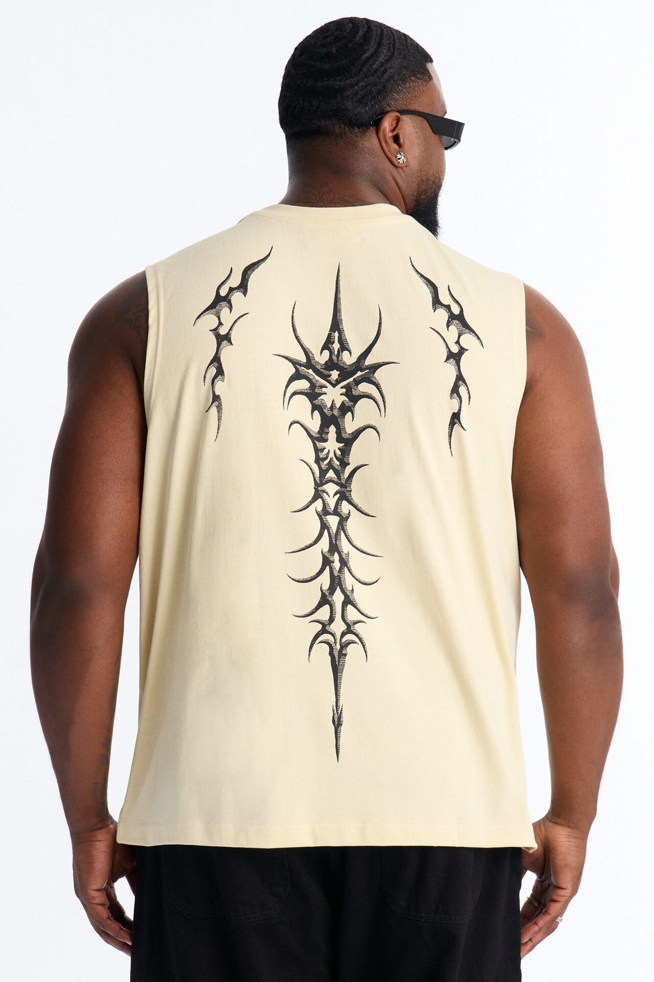 Chaotic Tribal Muscle Tee - Cream