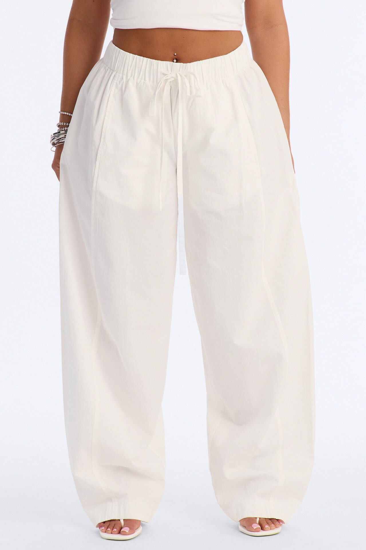 Maggie Low Rise Drawstring Wide Leg Pant 32″ - White