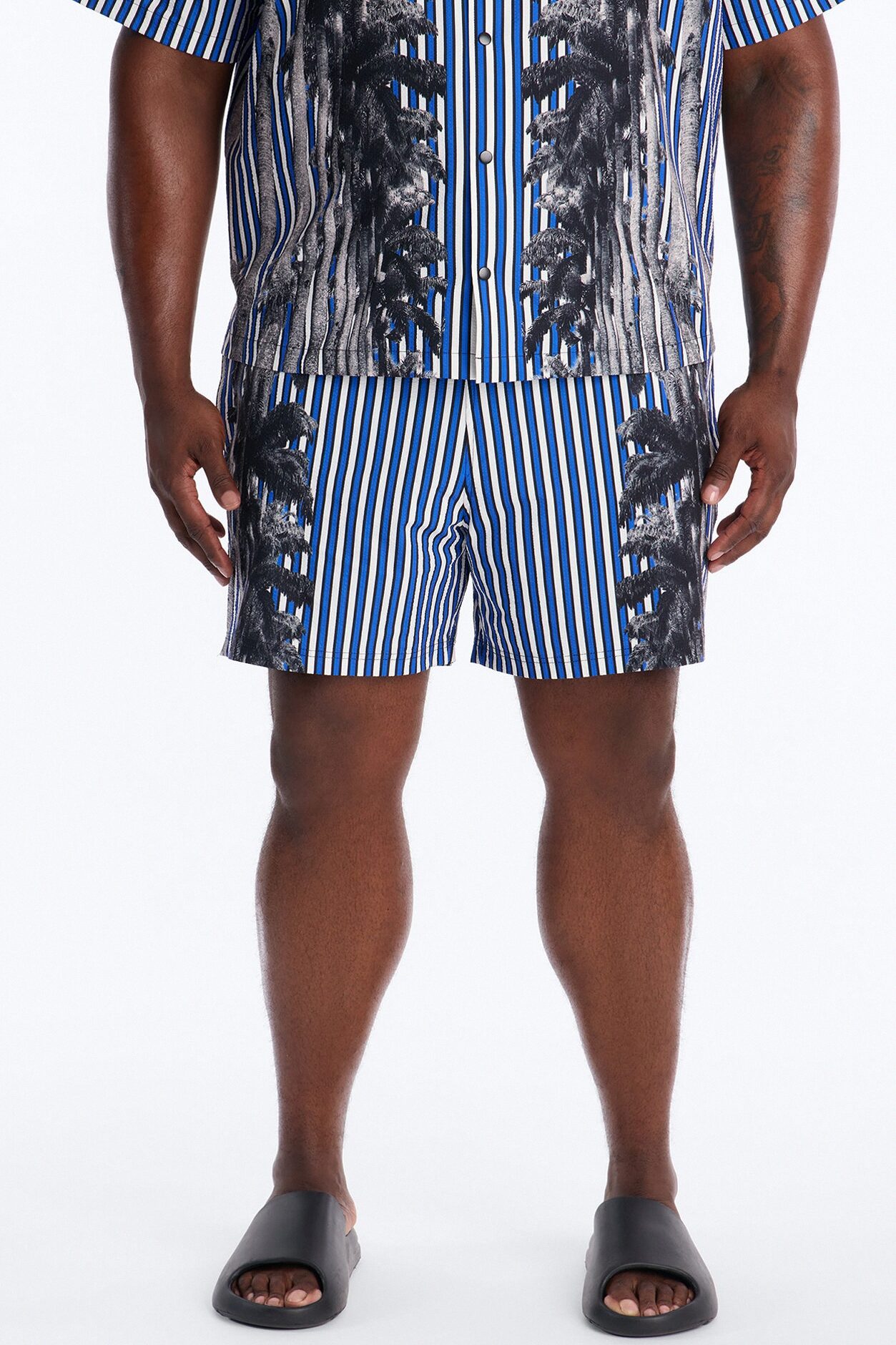 Palm Haven Striped Seersucker Swim Trunk 6″ - Blue
