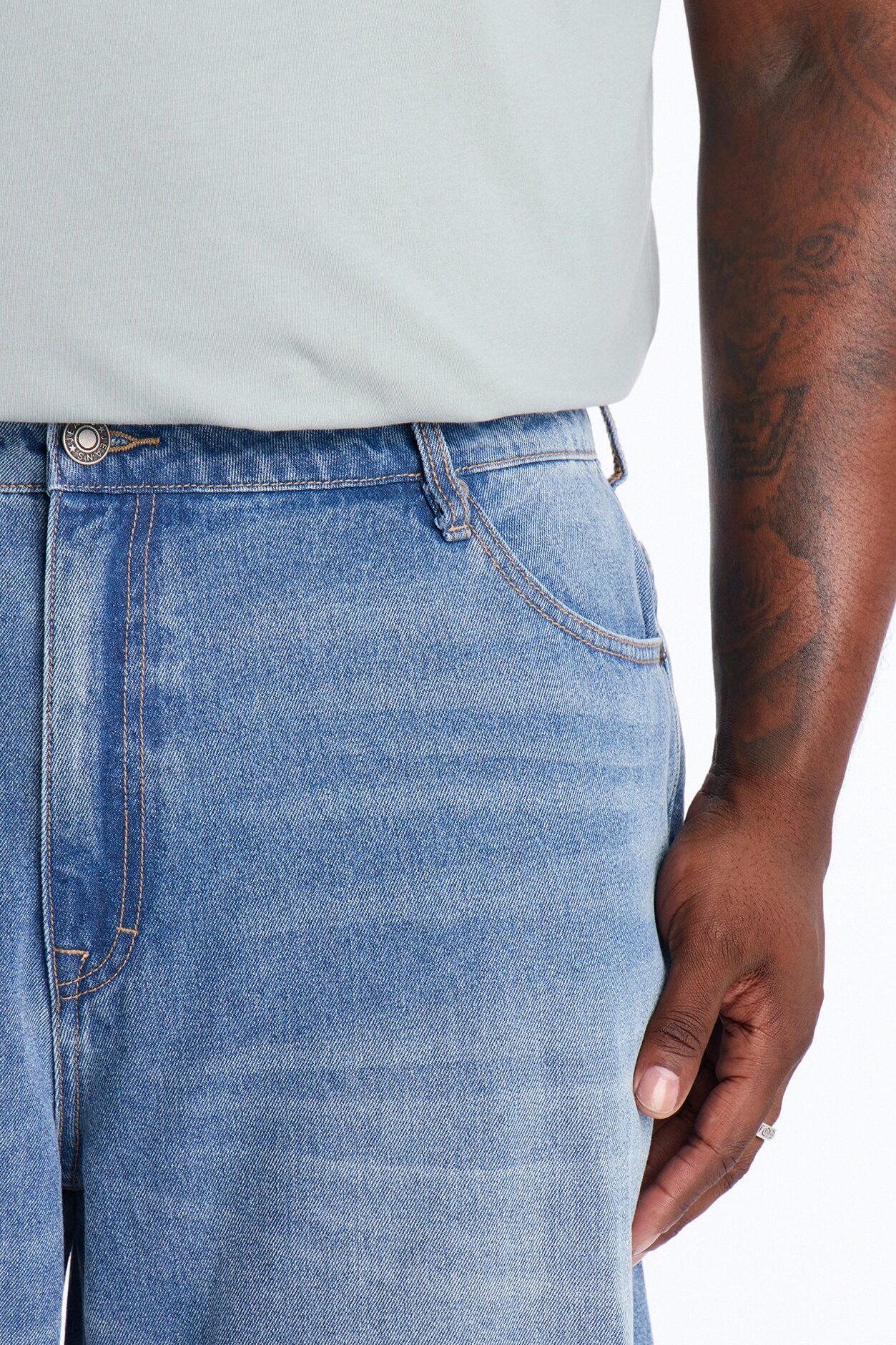 Essential Baggy Rigid Jean - Medium Blue Wash