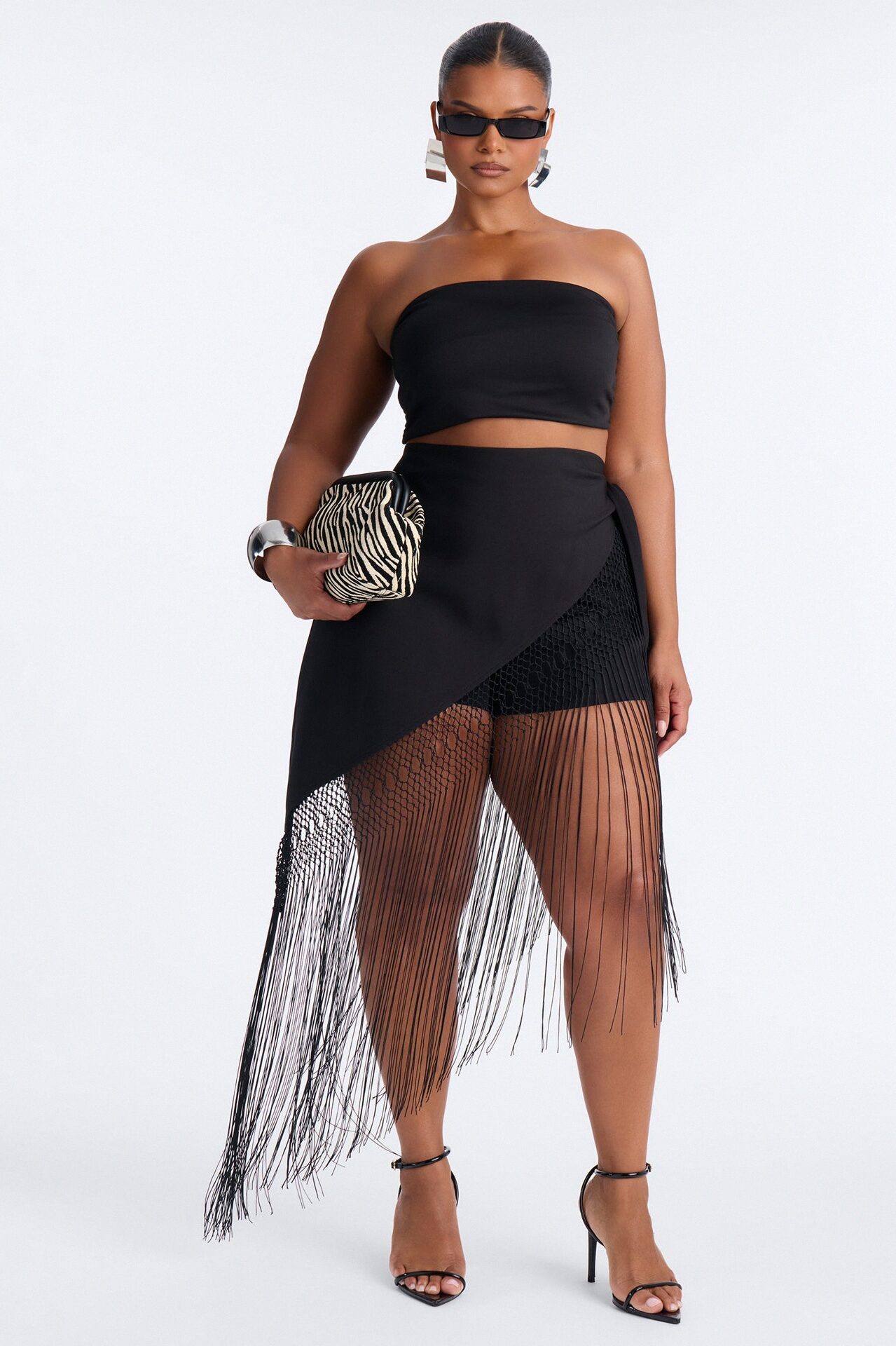 Willow Fringe Wrap Short - Black