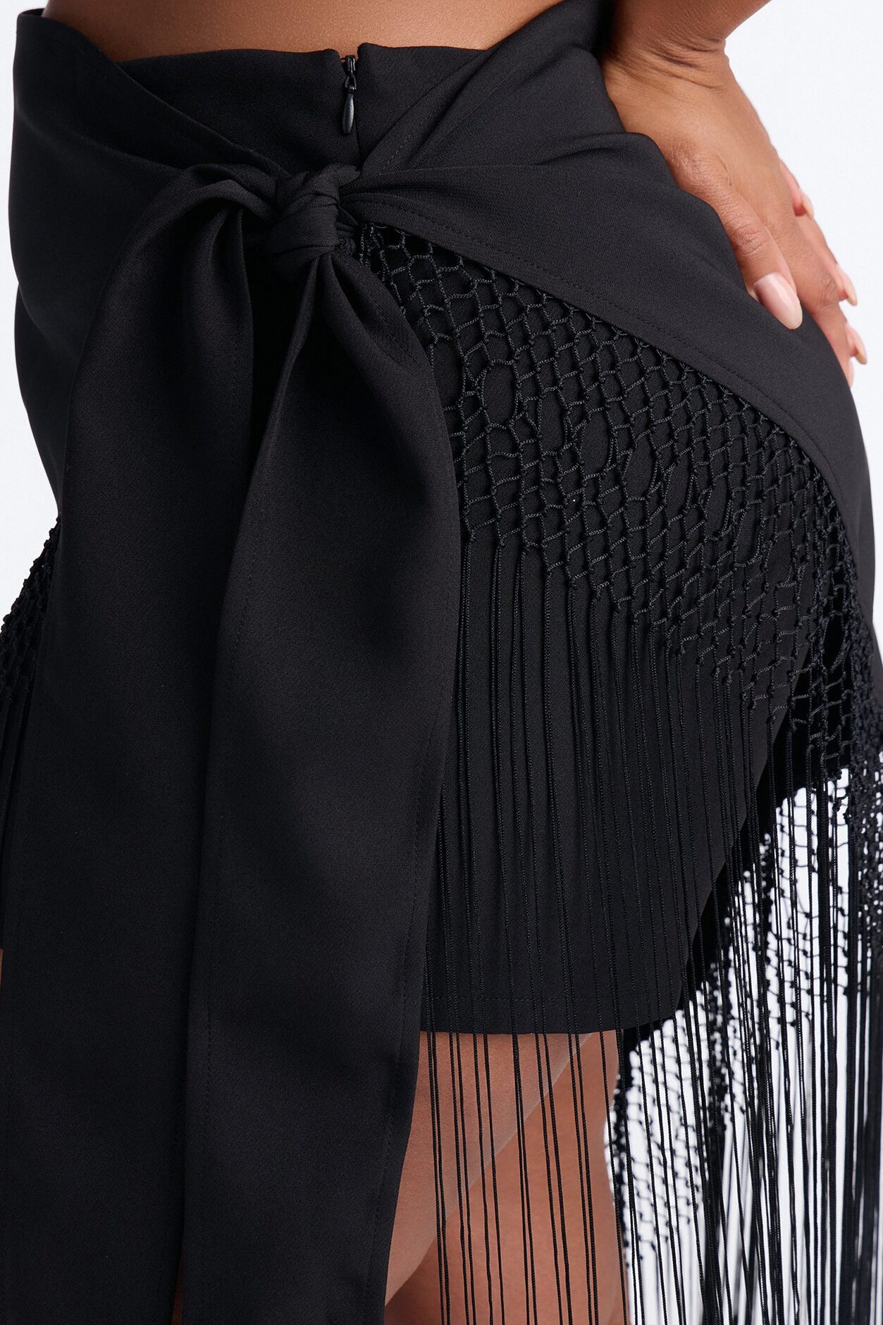 Willow Fringe Wrap Short - Black