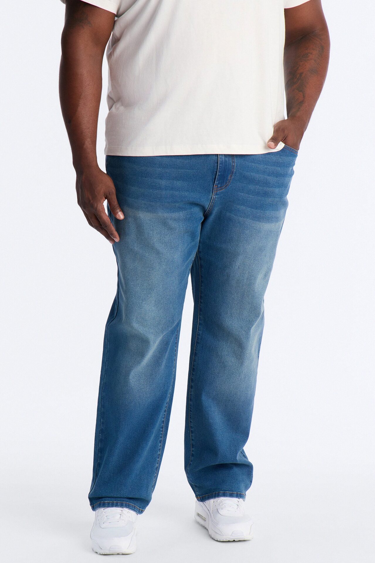 Everyday Straight Clean Jean - Dark Wash