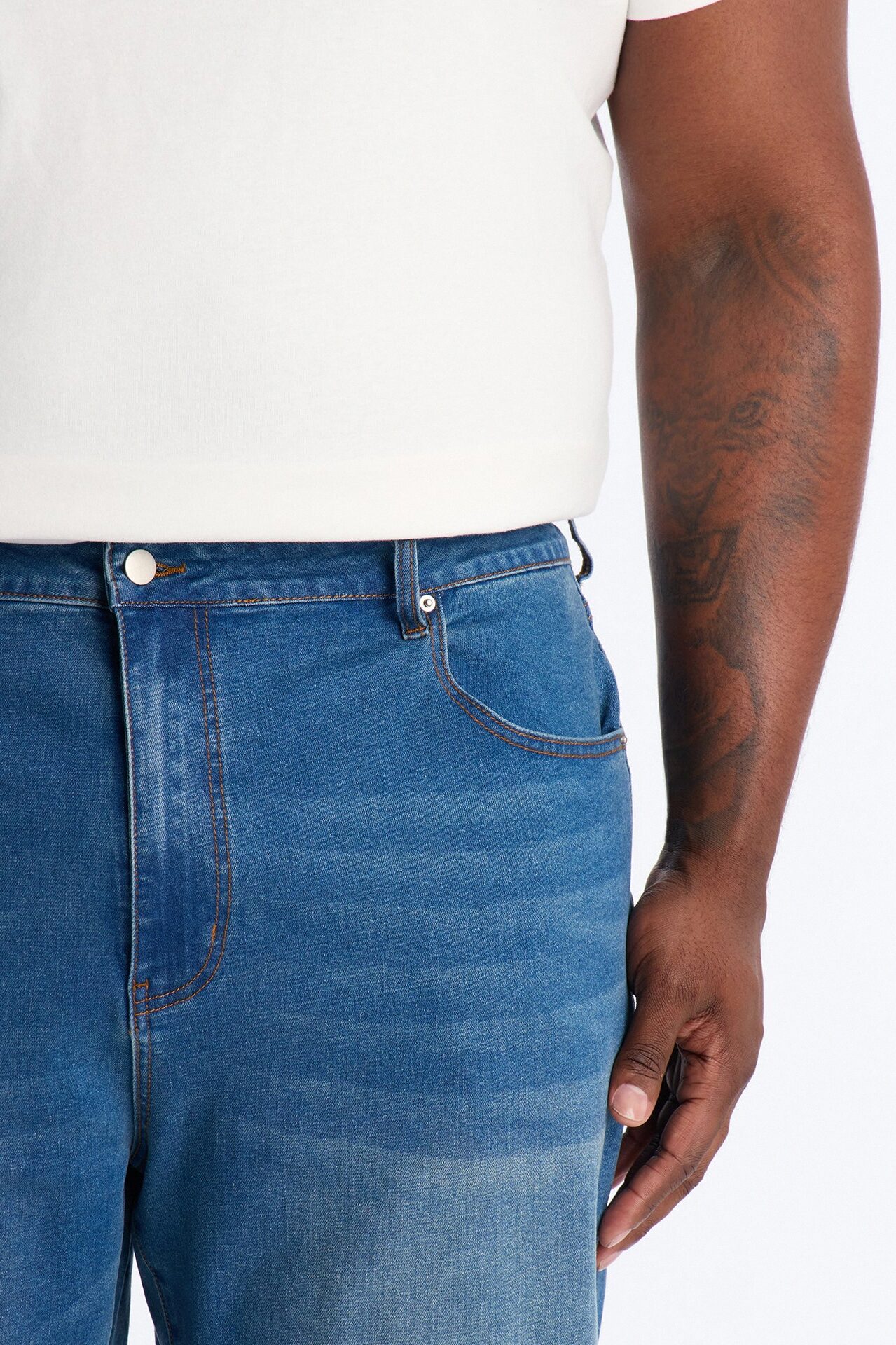 Everyday Straight Clean Jean - Dark Wash