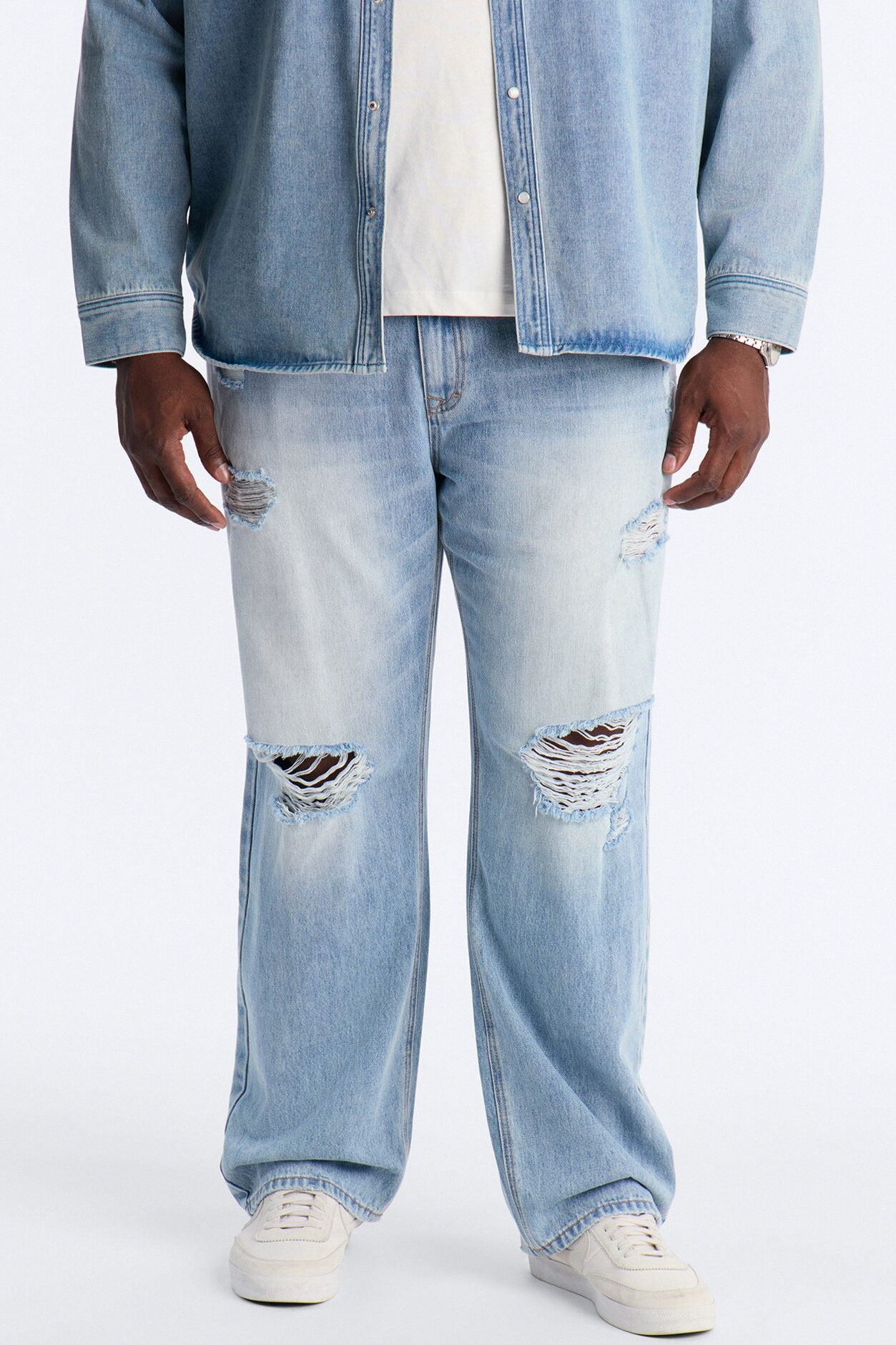 Essential Destroyed Straight Rigid Jean - Light Blue Wash