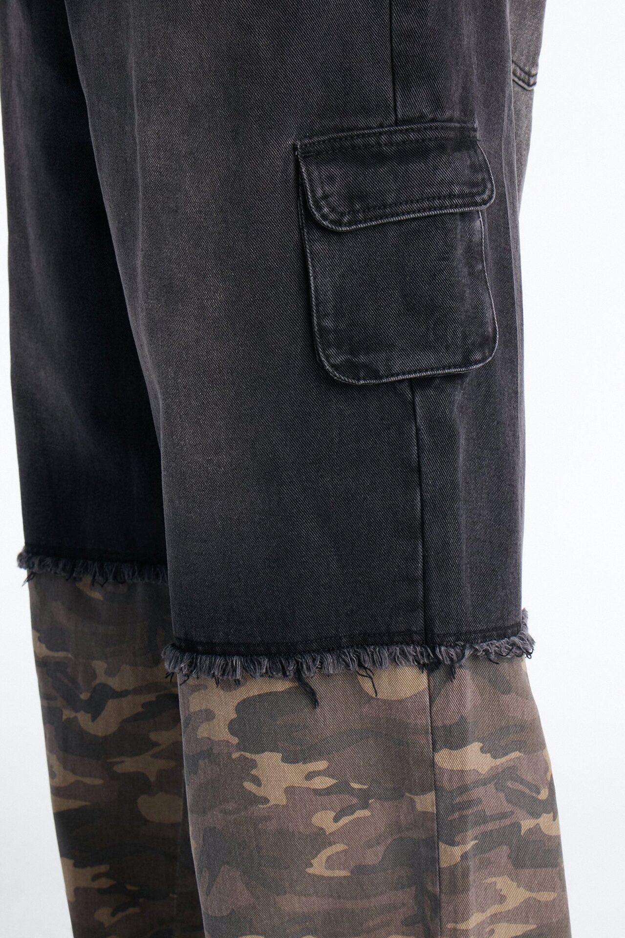 Baggy Safari Split Cargo Jean - Black Wash