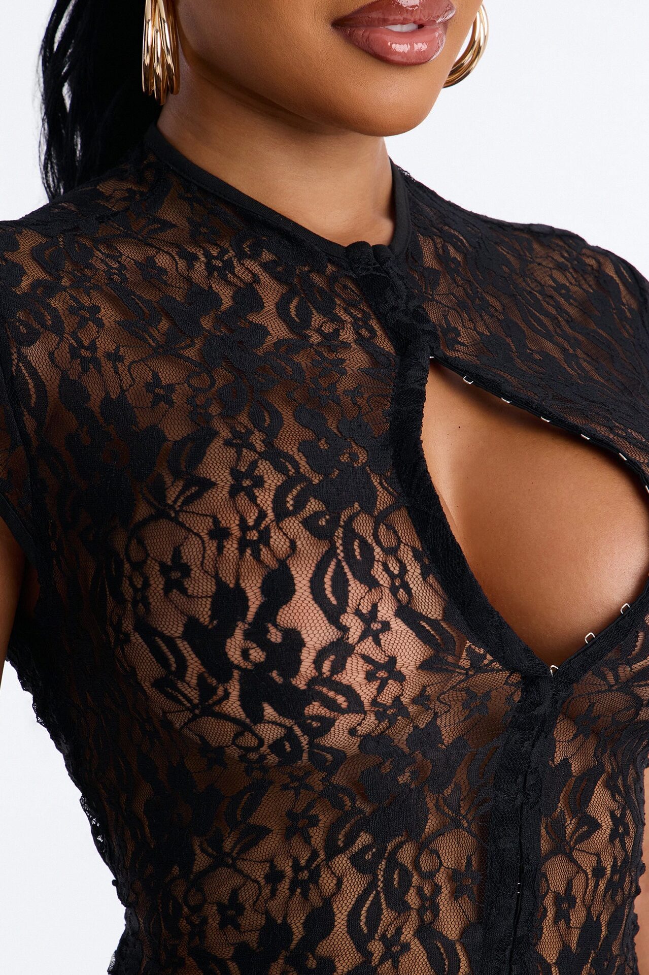 Lani Lace Mock Neck Cap Sleeve Top - Black