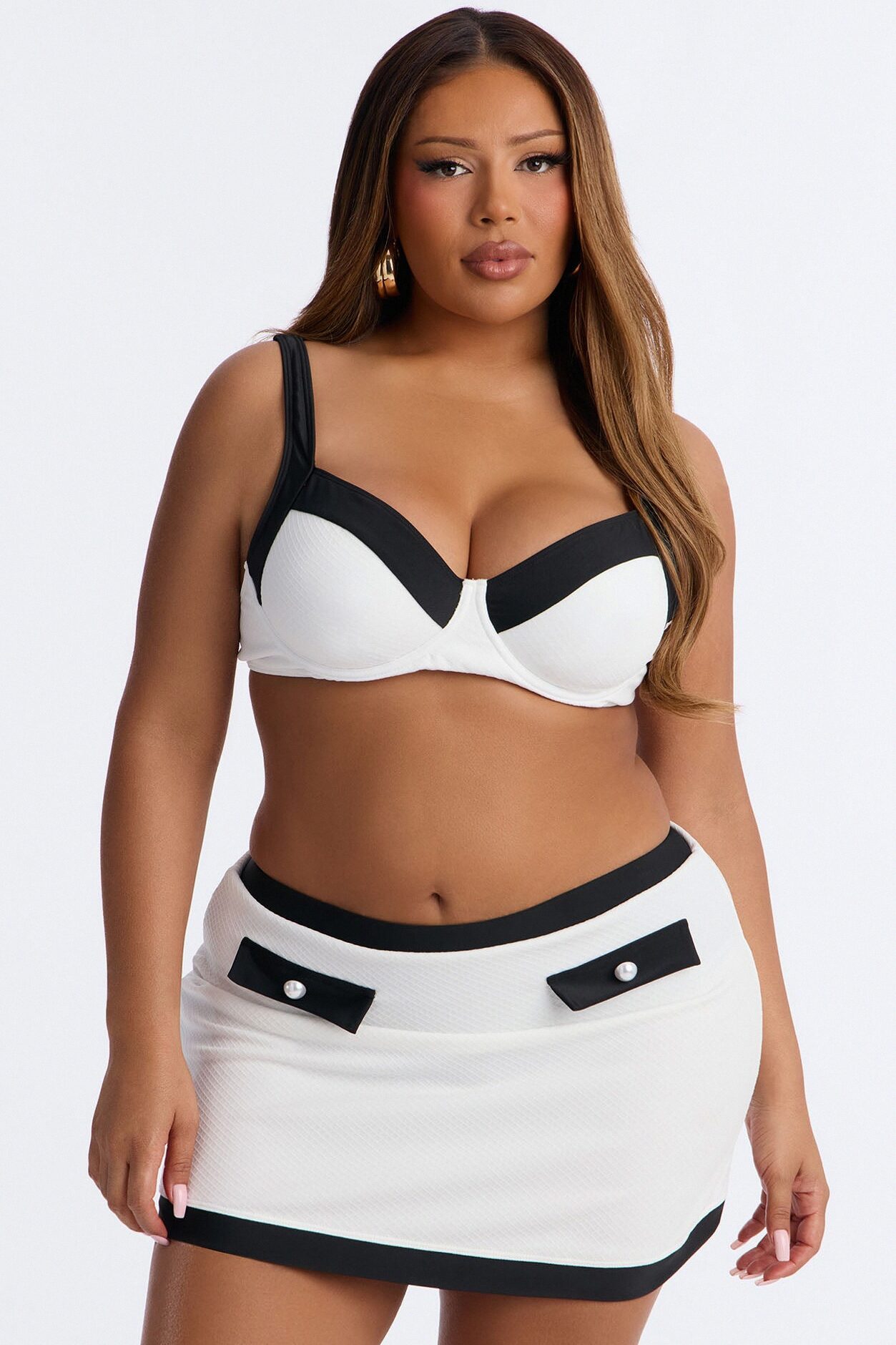 At The Resort Colorblock Underwire Skort 2 Piece Bikini - White/Black