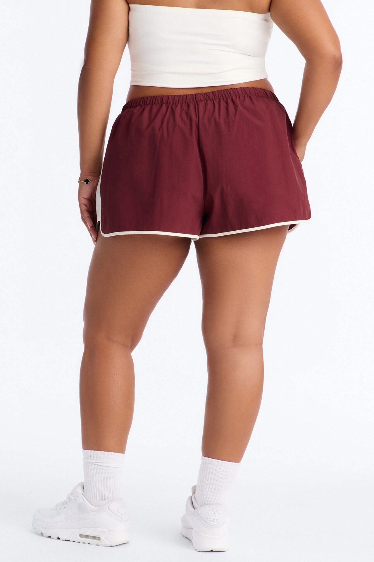 Extra Mile Color Block Windbreaker Short - Burgundy