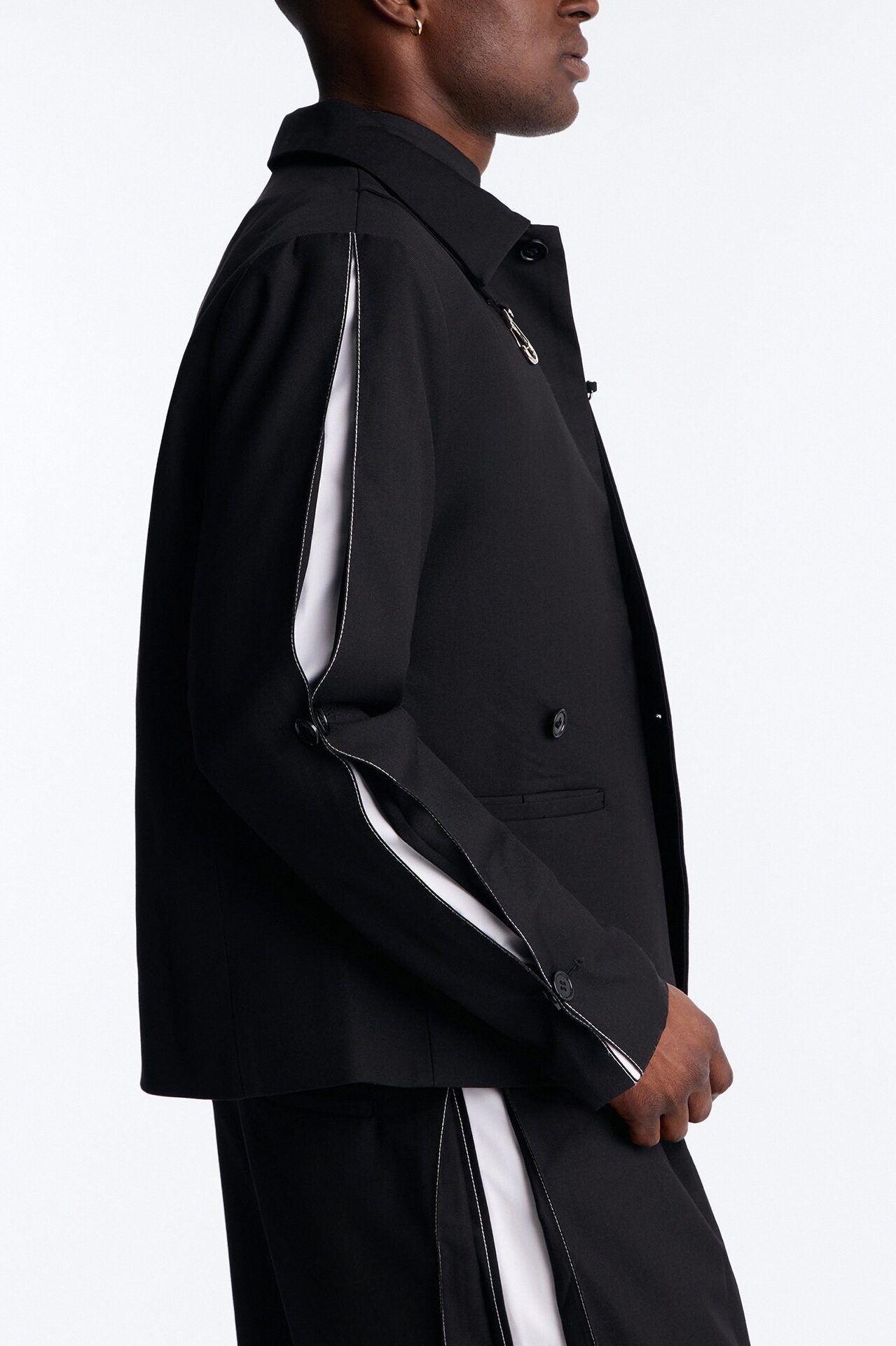 Relaxed New Age Zipper Reveal Tuxedo Jacket - Black