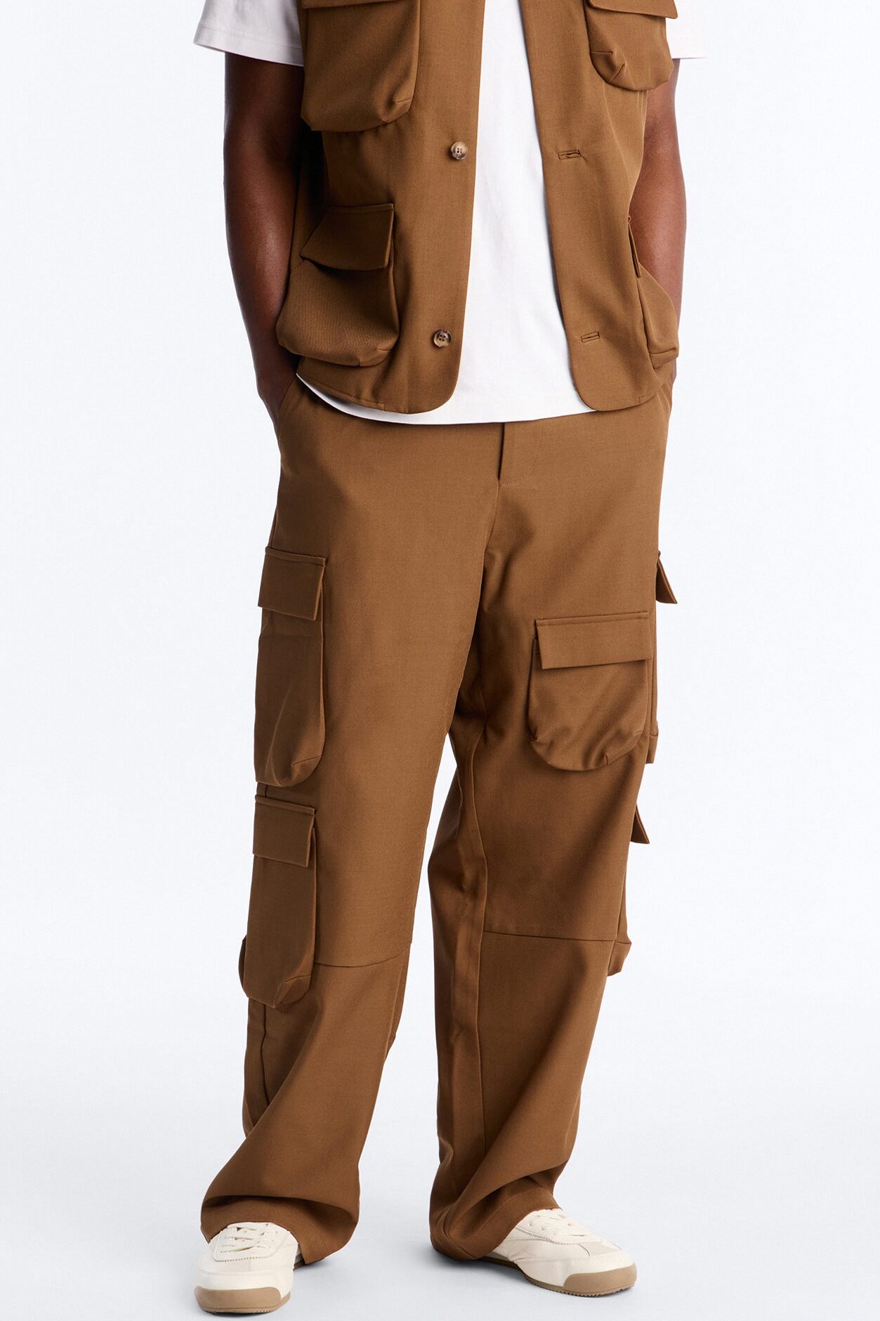 Baggy Lumina All Over Pocket Trouser - Brown