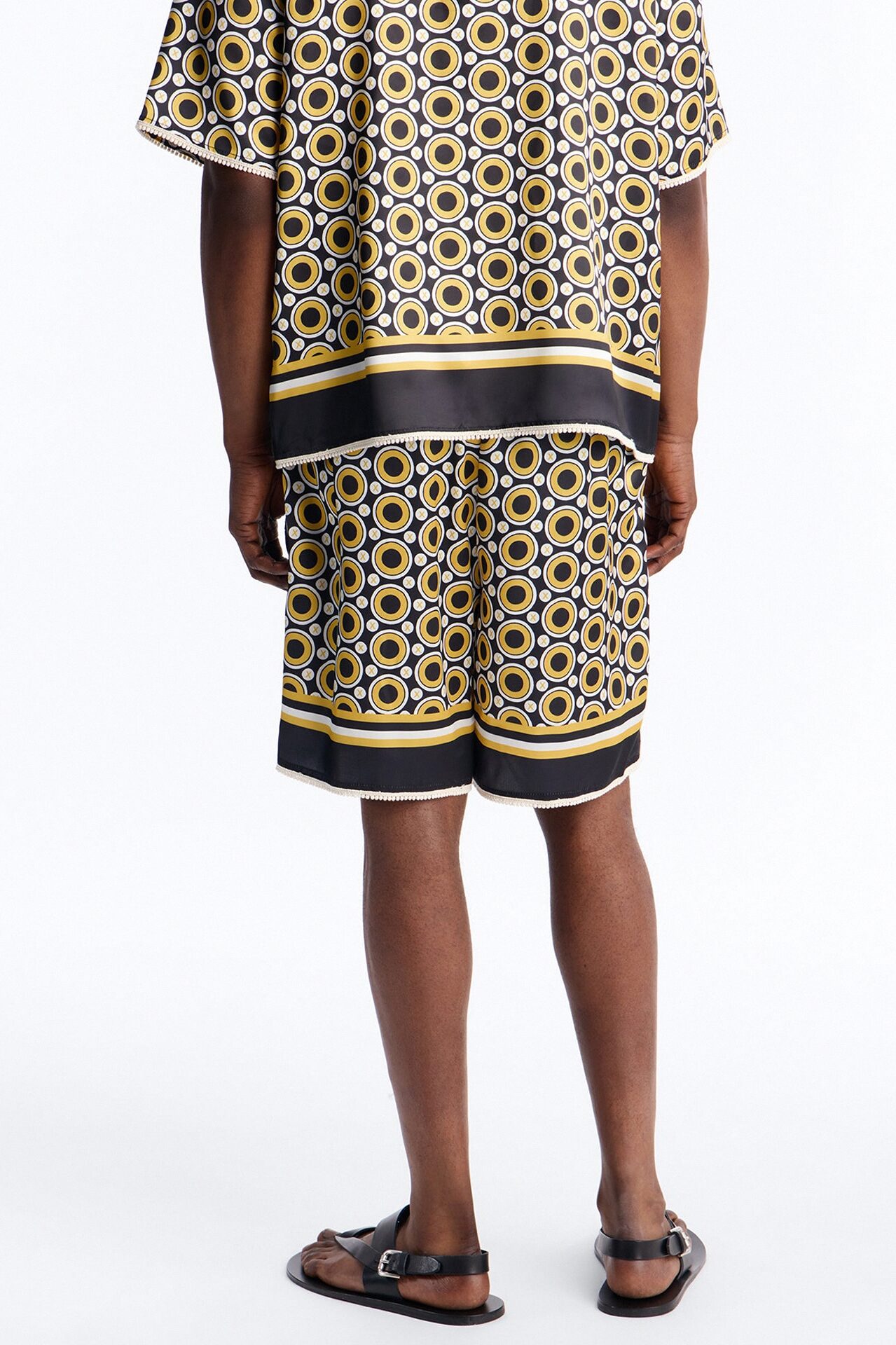 Relaxed Coded Luxe Short - Yellow/combo