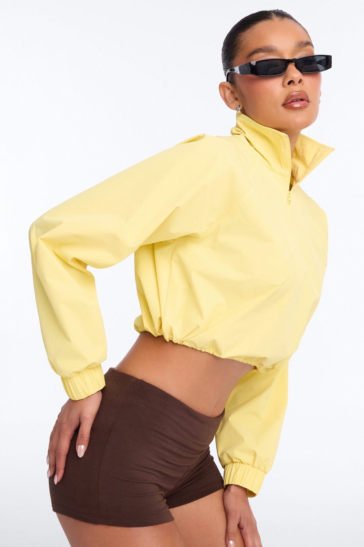 Staying In Mid Rise Fold Over Biker Shorts - Chocolate