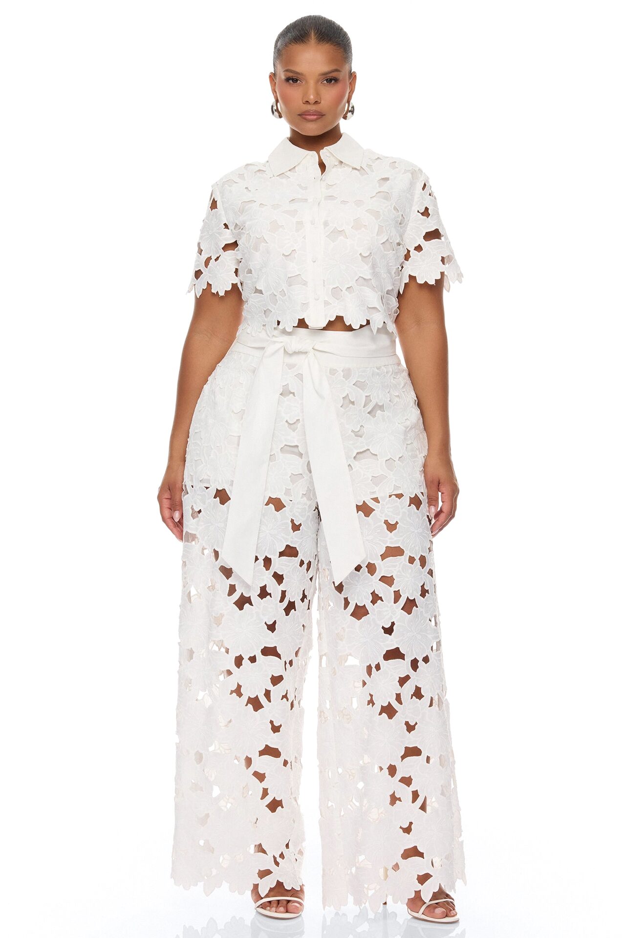 Kierra Short Sleeve Embroidered Top - White