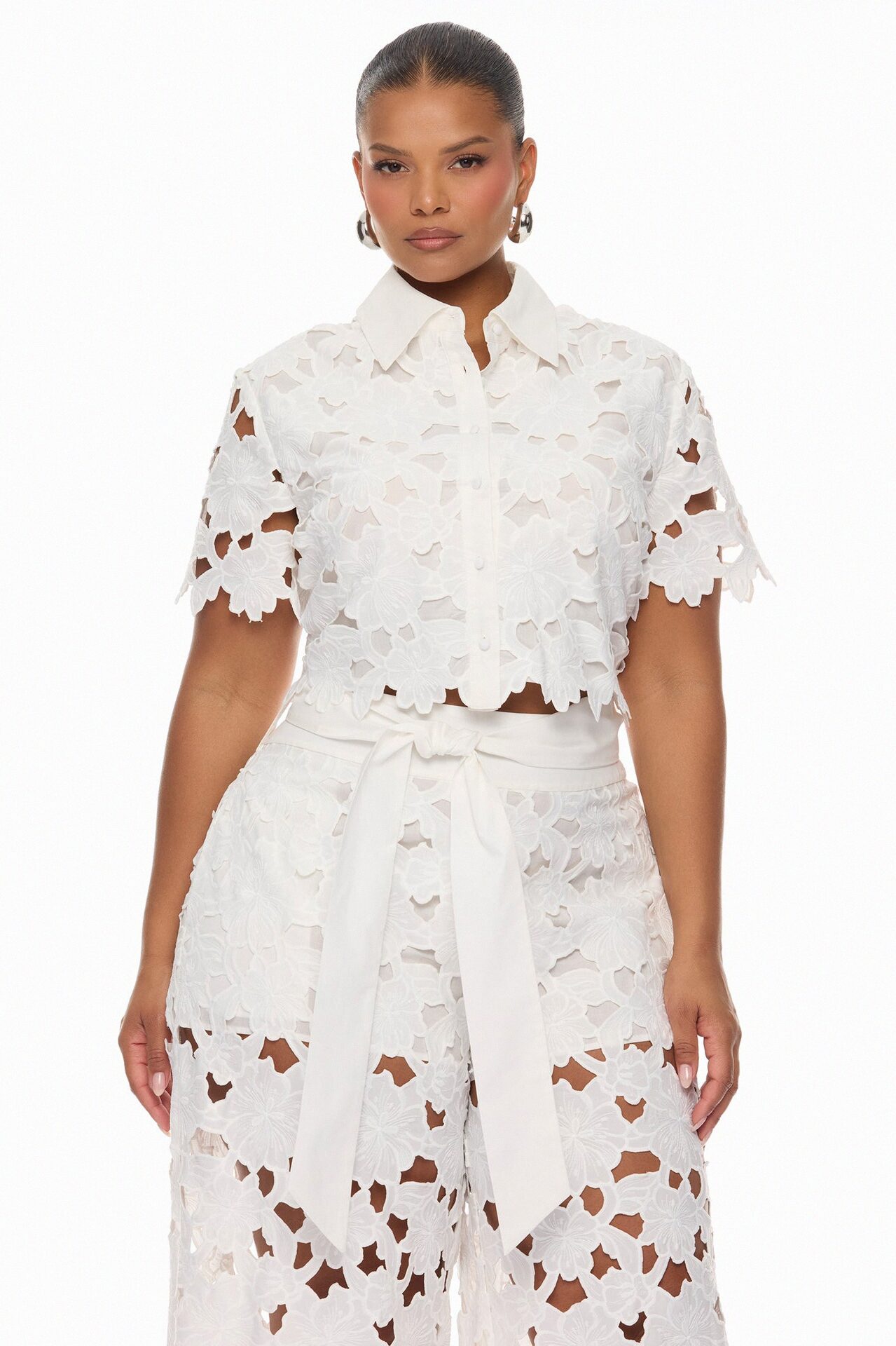 Kierra Short Sleeve Embroidered Top - White