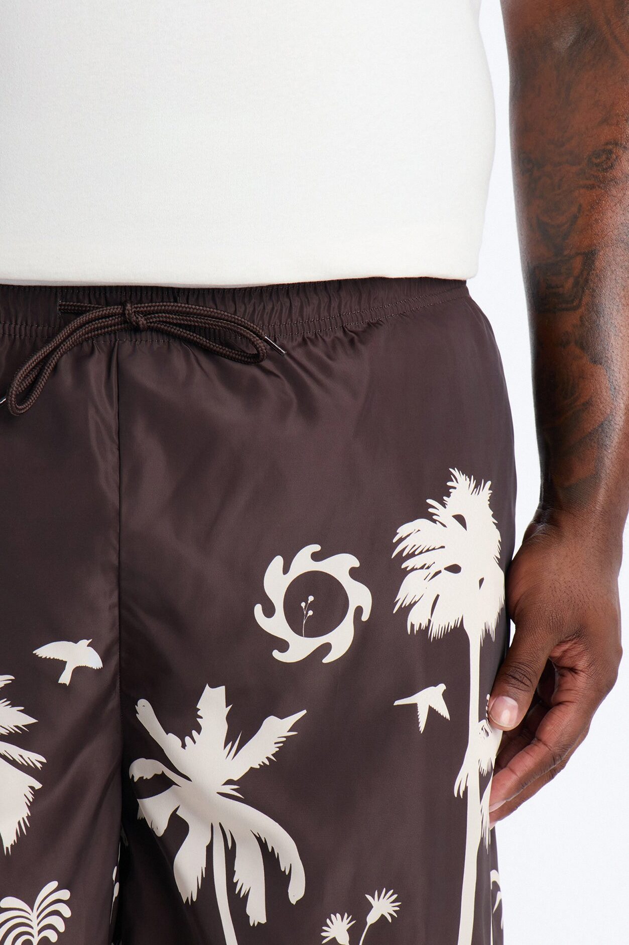 Dune Resort Border Printed Swim Trunk 7″ - Brown