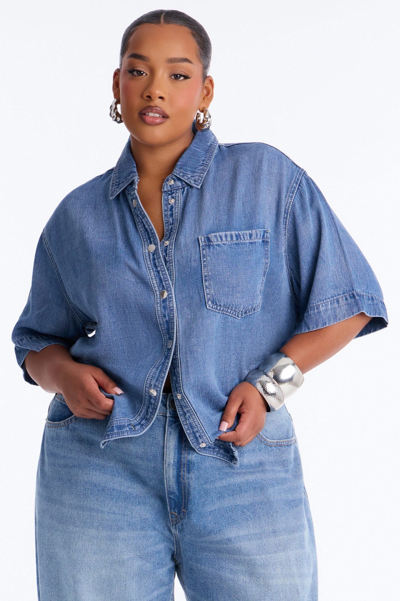 Elevated Casual Oversized Denim Shirt - Medium Wash
