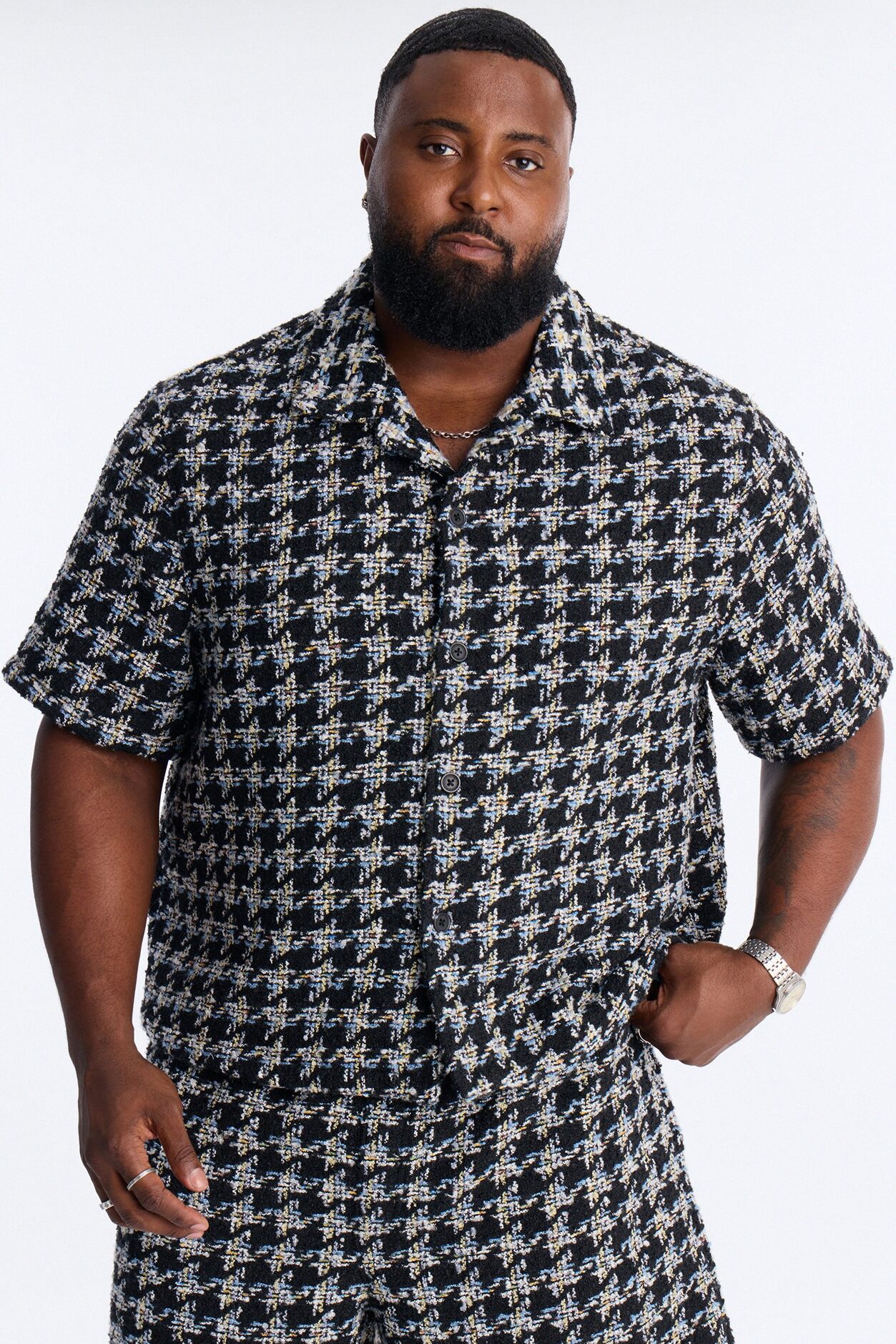 Cropped Relaxed Textured Boucle Houndstooth Button Up Shirt - Black