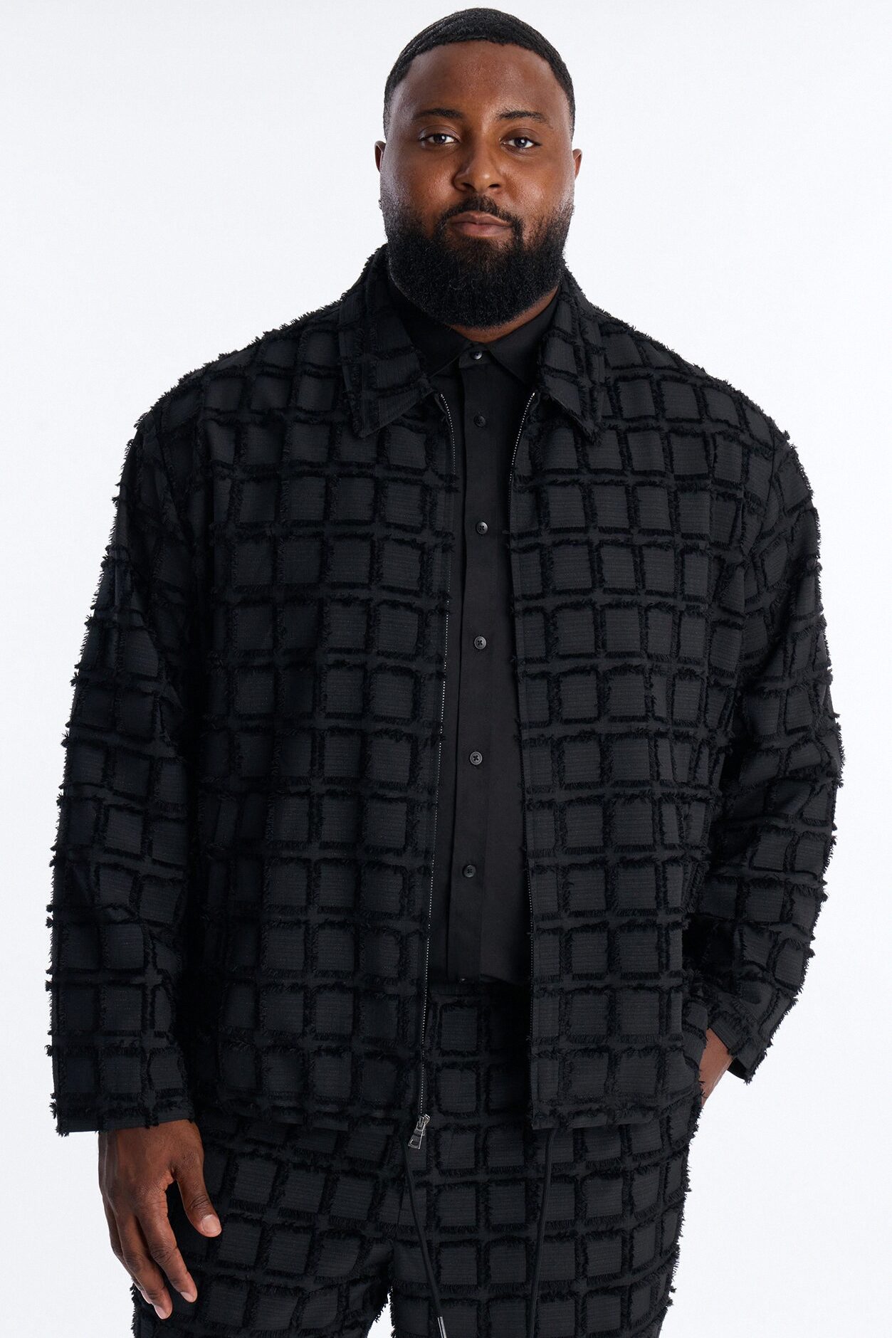 Quadrate Textured Zip Jacket - Black