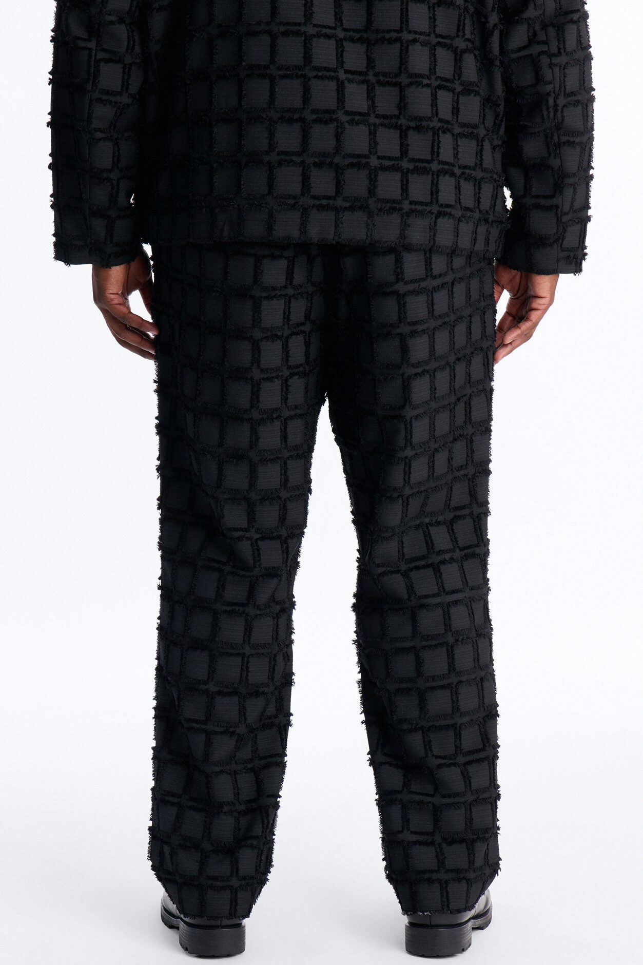 Straight Quadrate Textured Trouser - Black