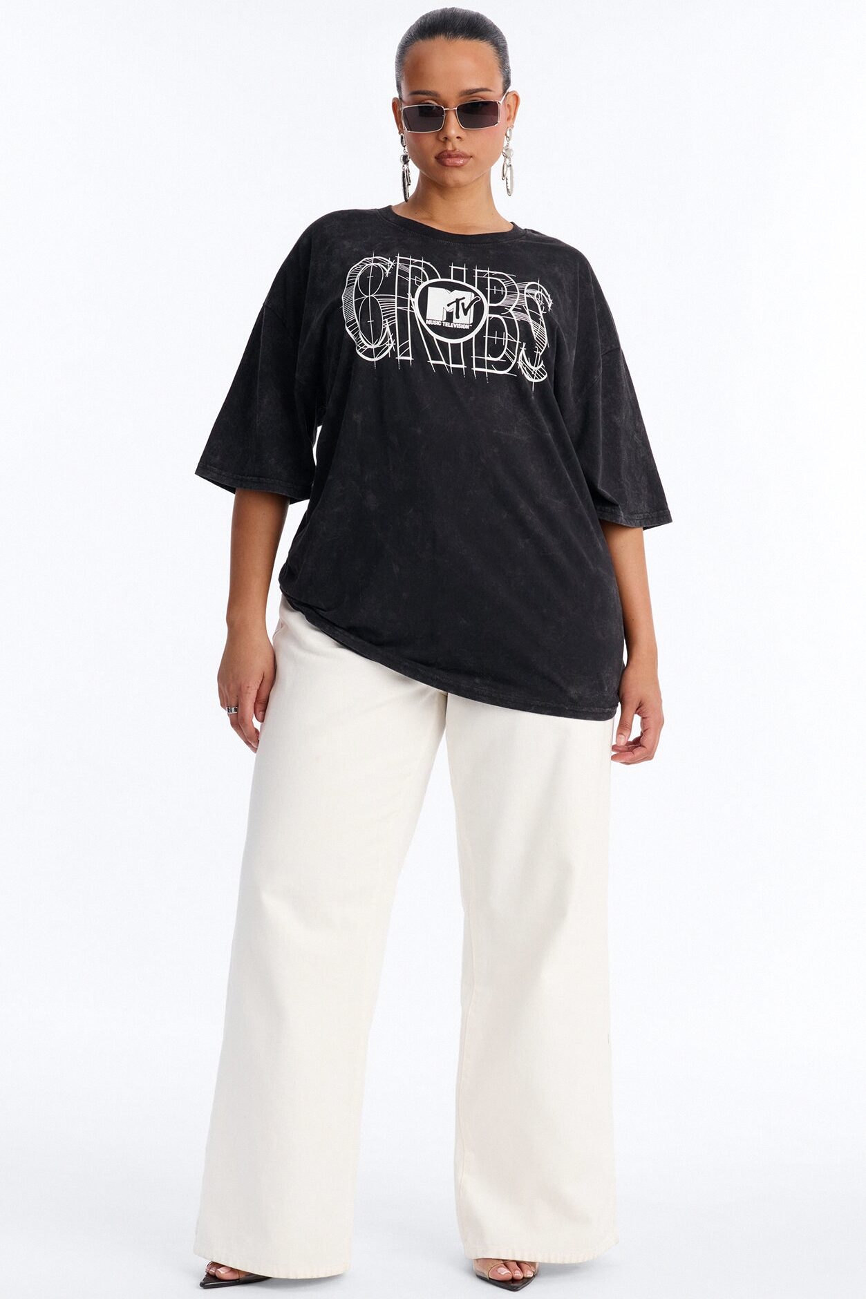 Cribs Oversized Washed Tee - Black Wash