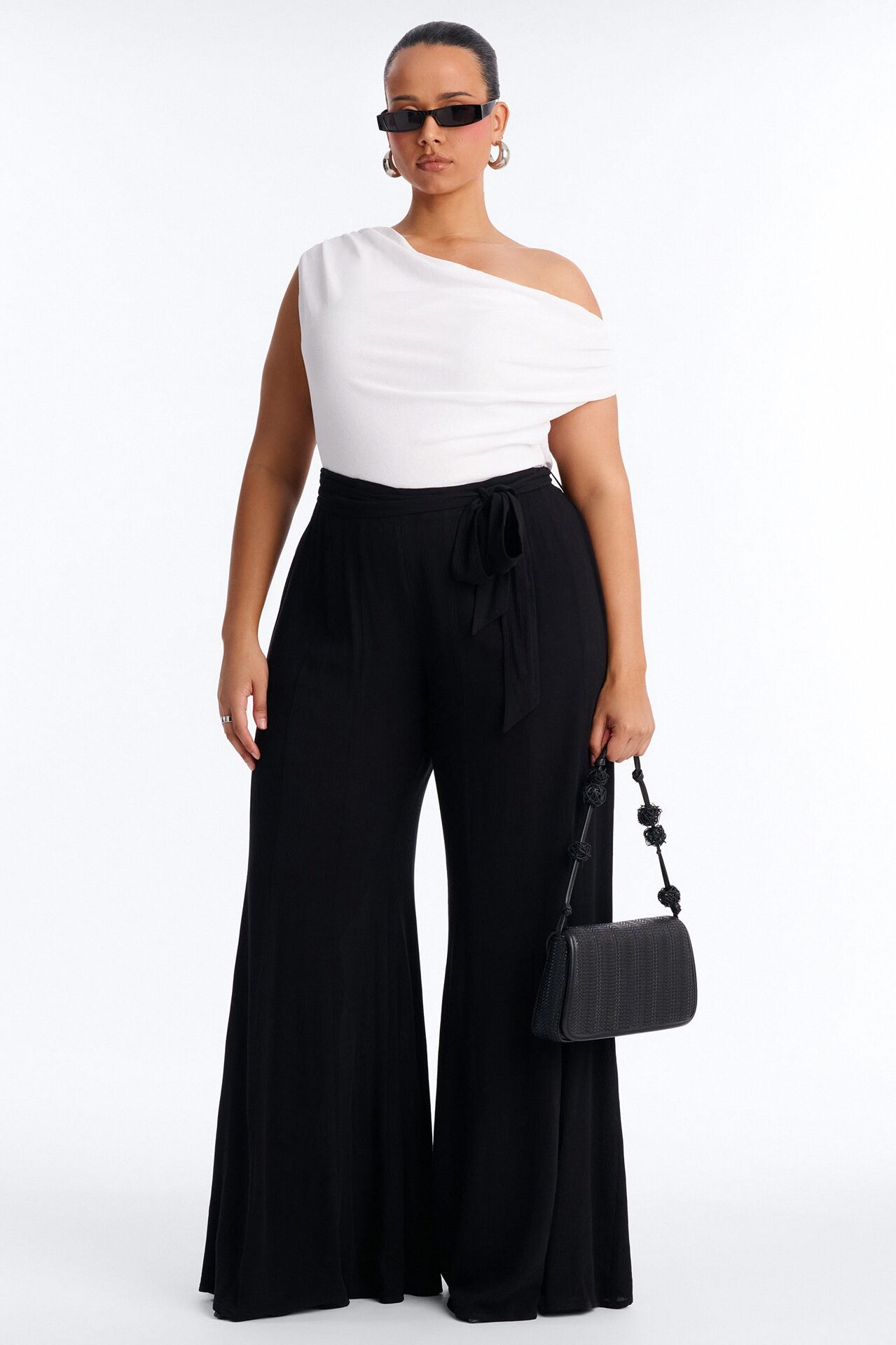 Kelsey Mid Rise Tie Waist Flowy Wide Leg Pant 34″ - Black