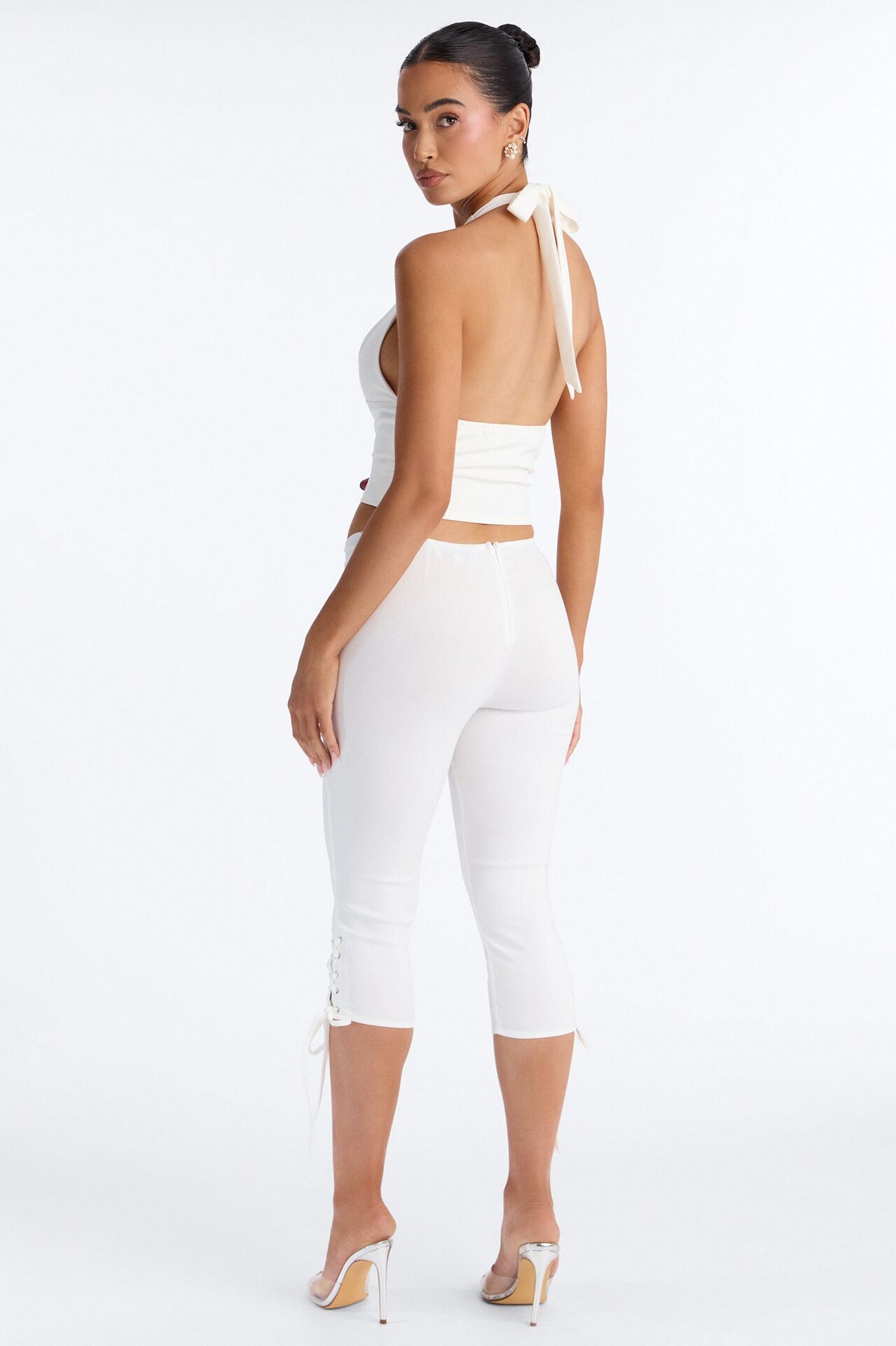 Inara Mid Rise Skinny Capri Pant - White