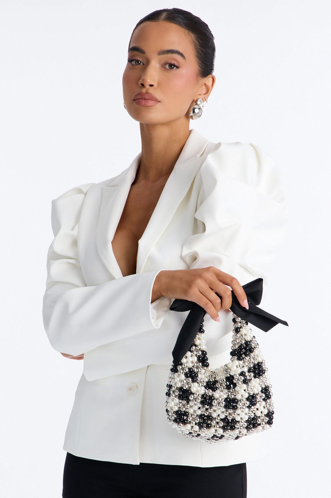 Queen's Gambit Beaded Crossbody Handbag - Black/White