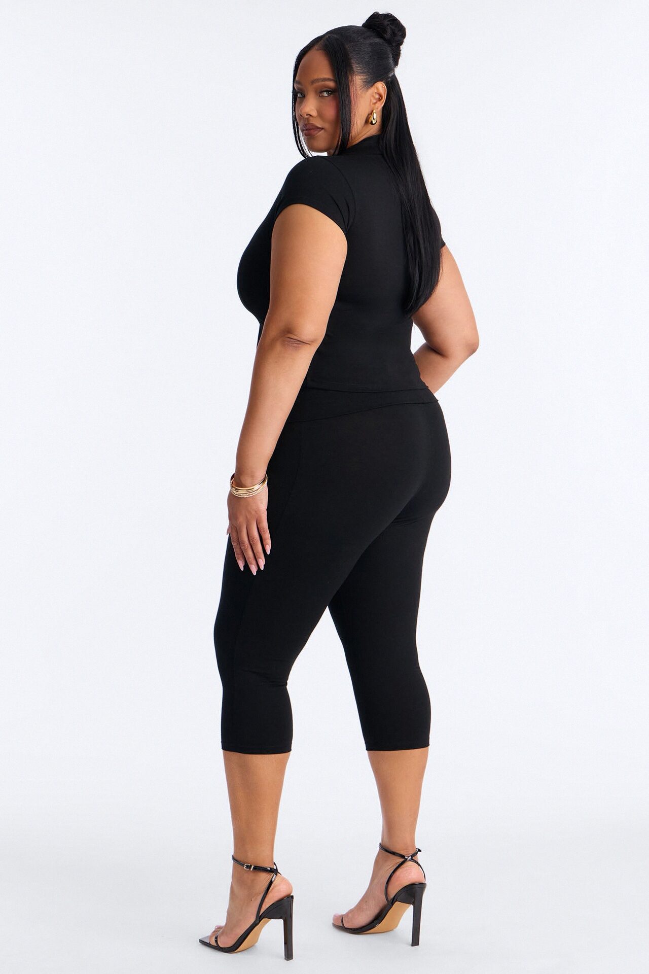 Karol Capri Pant Set - Black