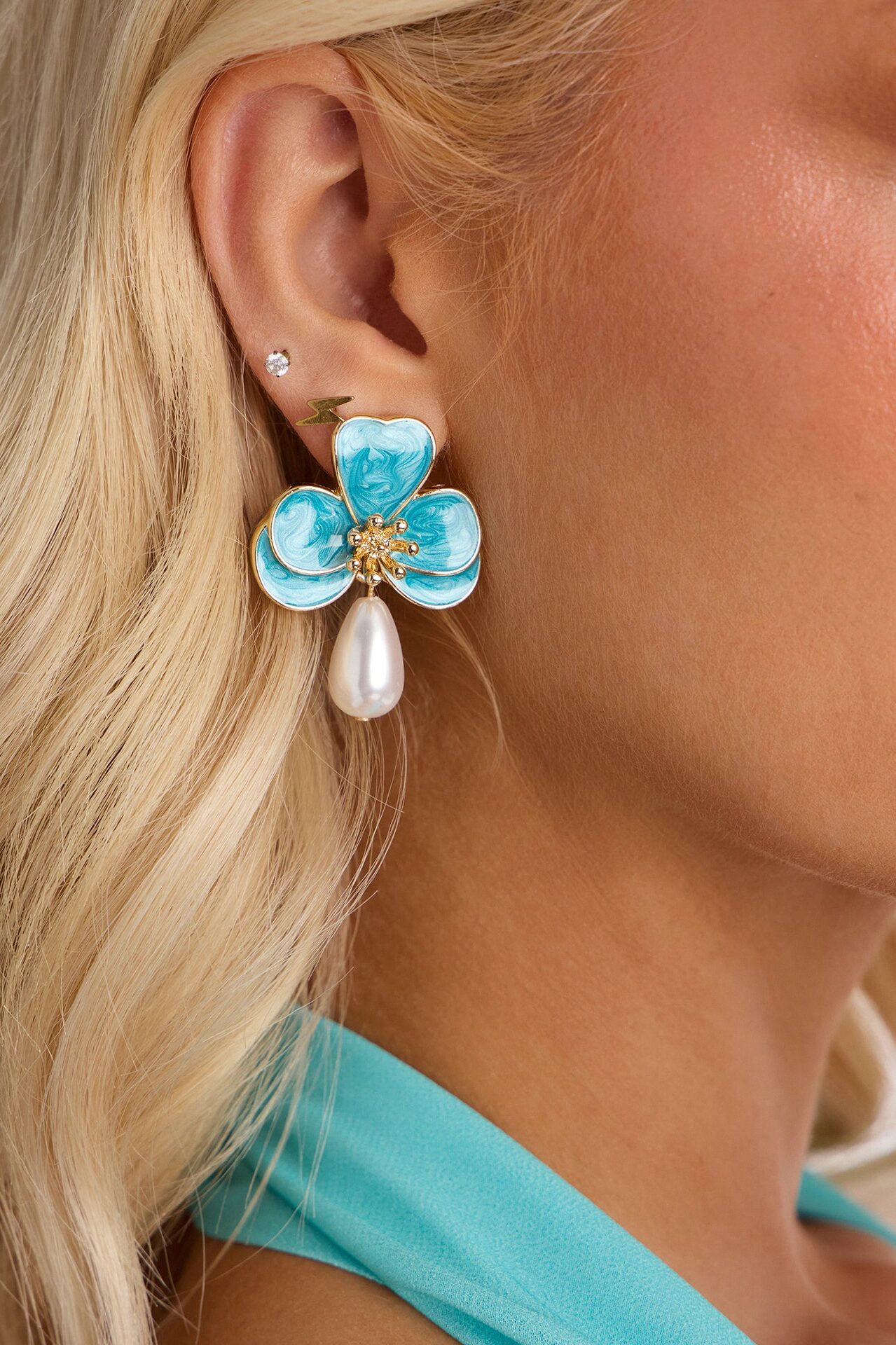 Pearlita Earrings - Blue