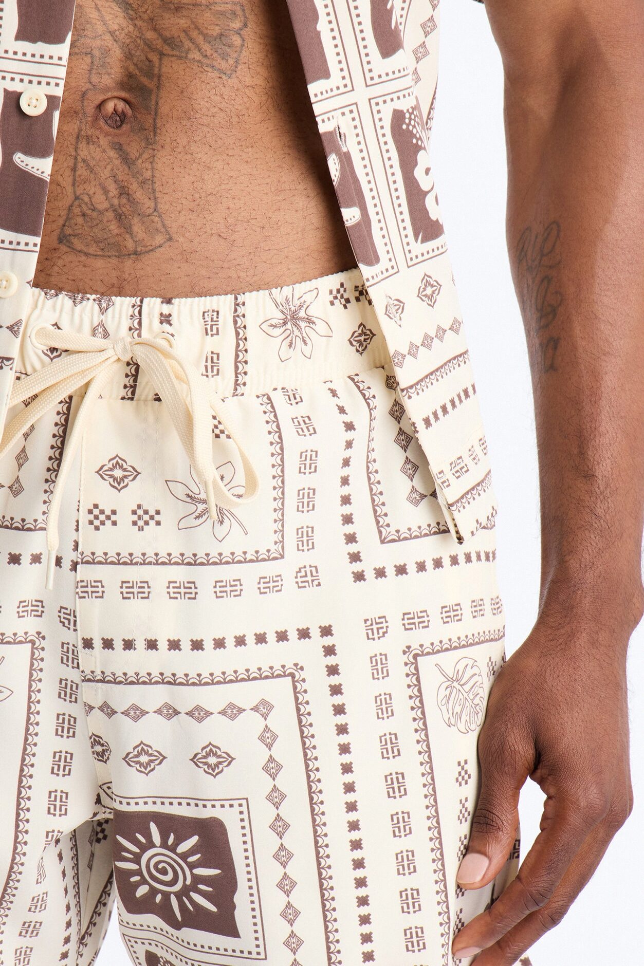 Terra Mosaic Swim Trunk 7″ - Brown
