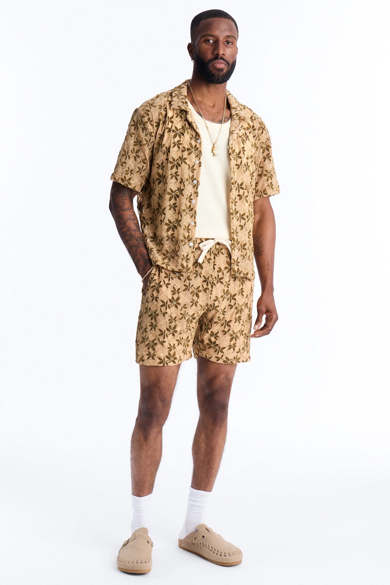 Cabo Canopy Relaxed Short - Tan/Multi