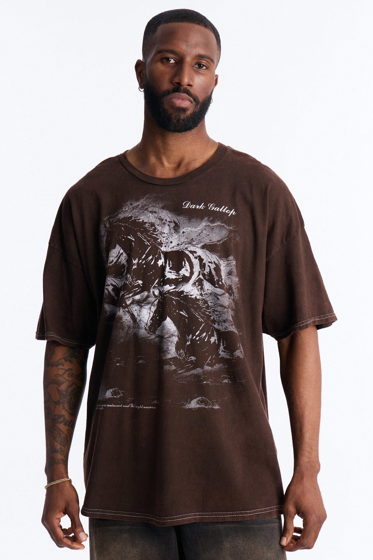 Dark Horse Vintage Oversized Print Short Sleeve Tee - Chocolate