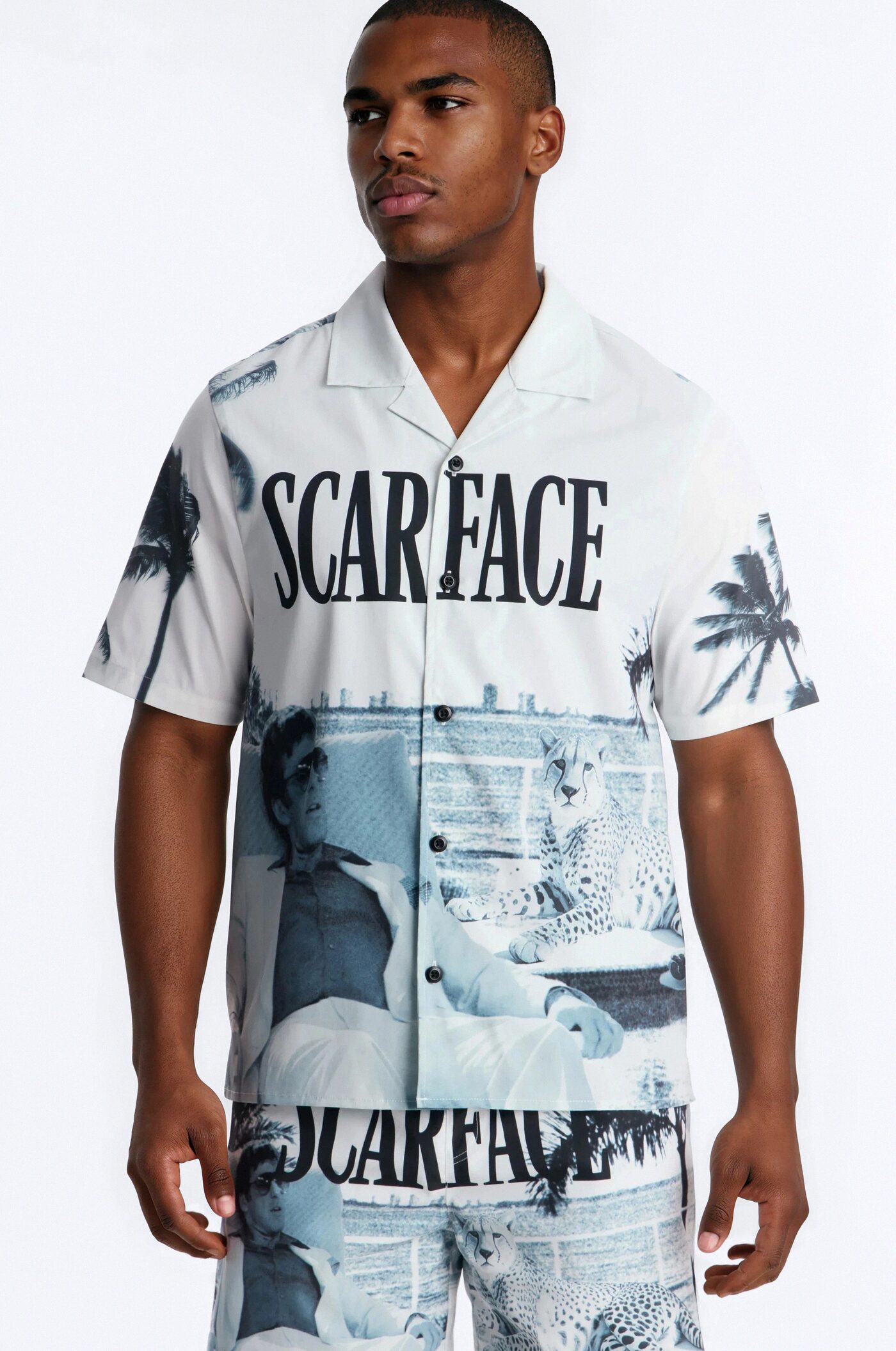 Relaxed Scarface Poolside Photoreal Cuban Collar Button Up Shirt - White