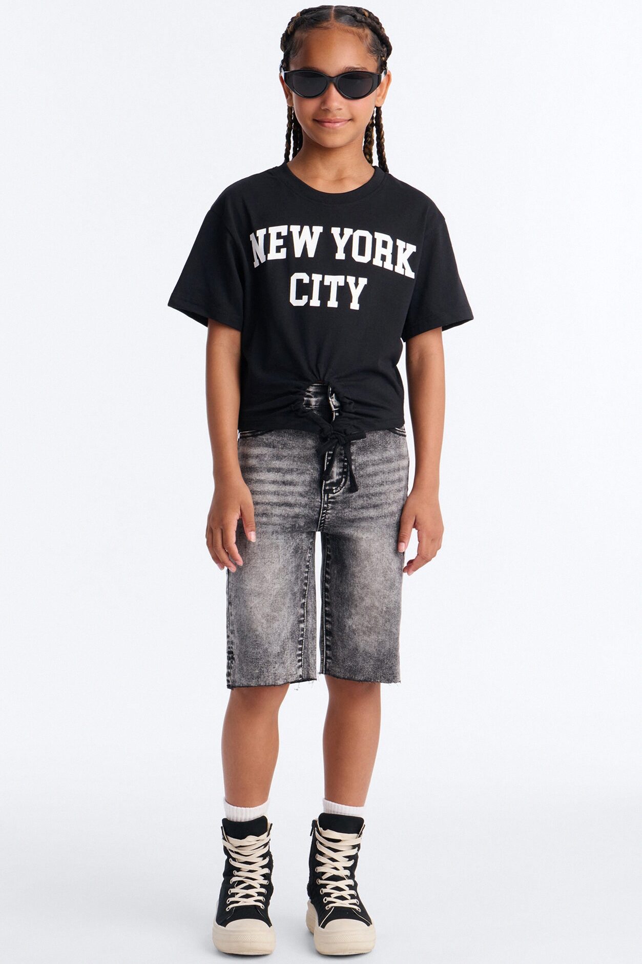 Mini On The List Deluxe Stretch Bermuda Shorts - Grey