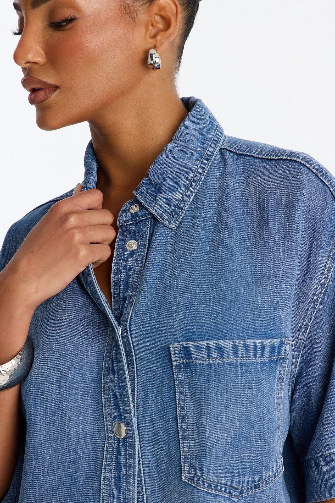 Elevated Casual Oversized Denim Shirt - Medium Wash