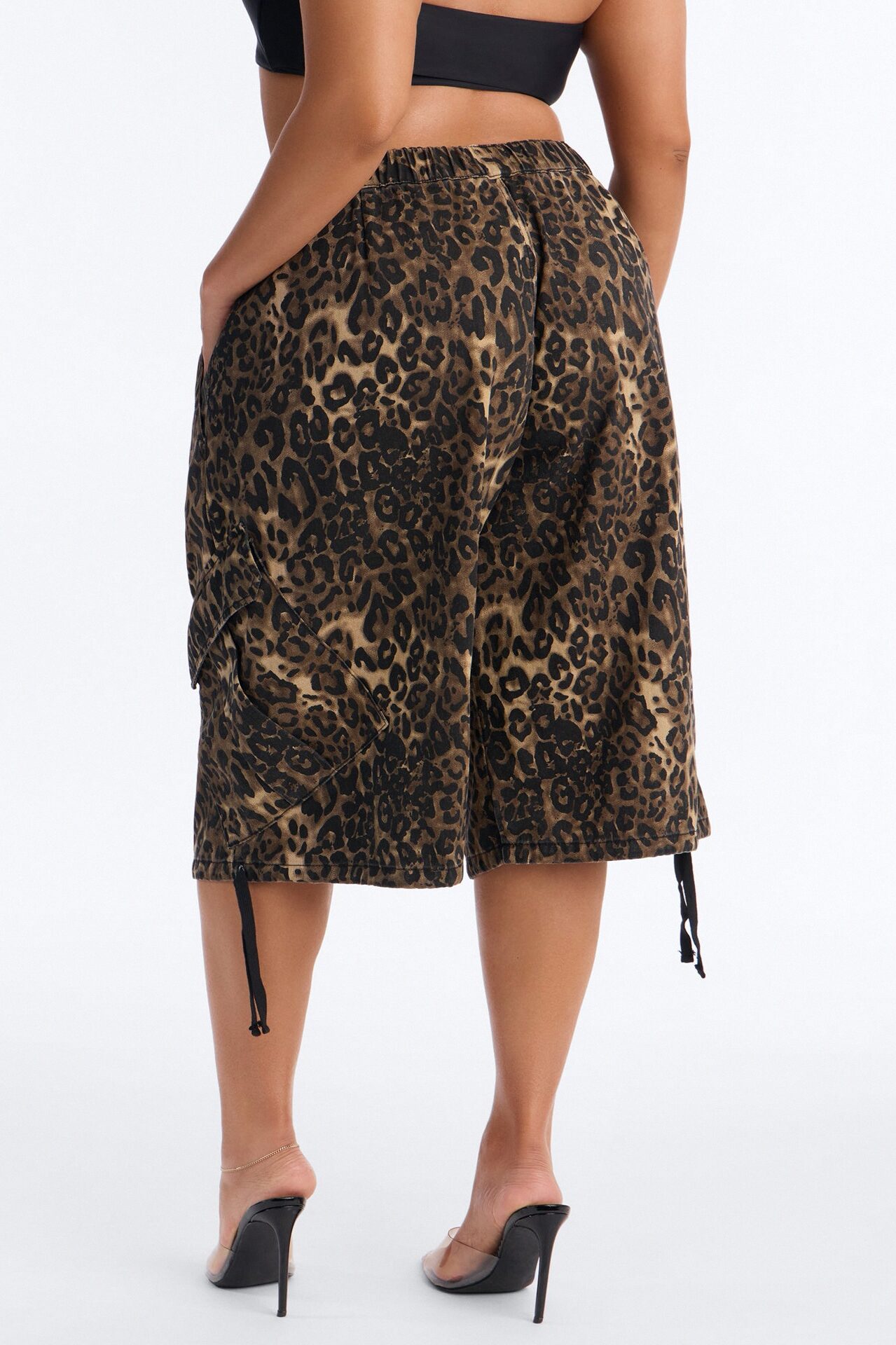 Carter Twill Cargo Bubble Hem Bermuda Short - Leopard